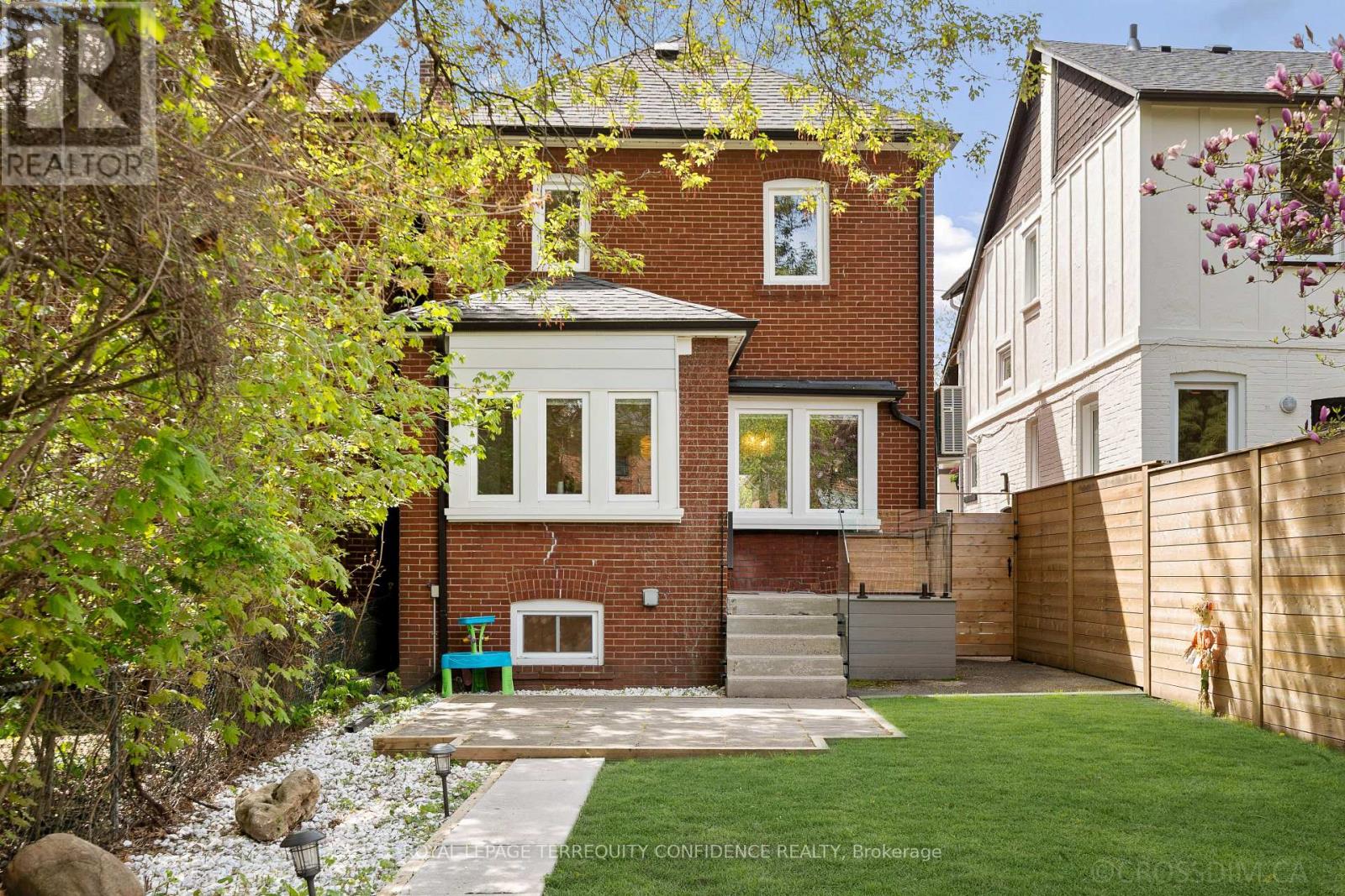 68 CRANBROOKE AVENUE - 29