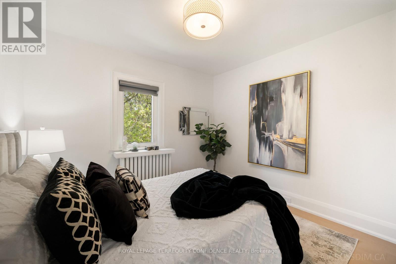 68 CRANBROOKE AVENUE - 16