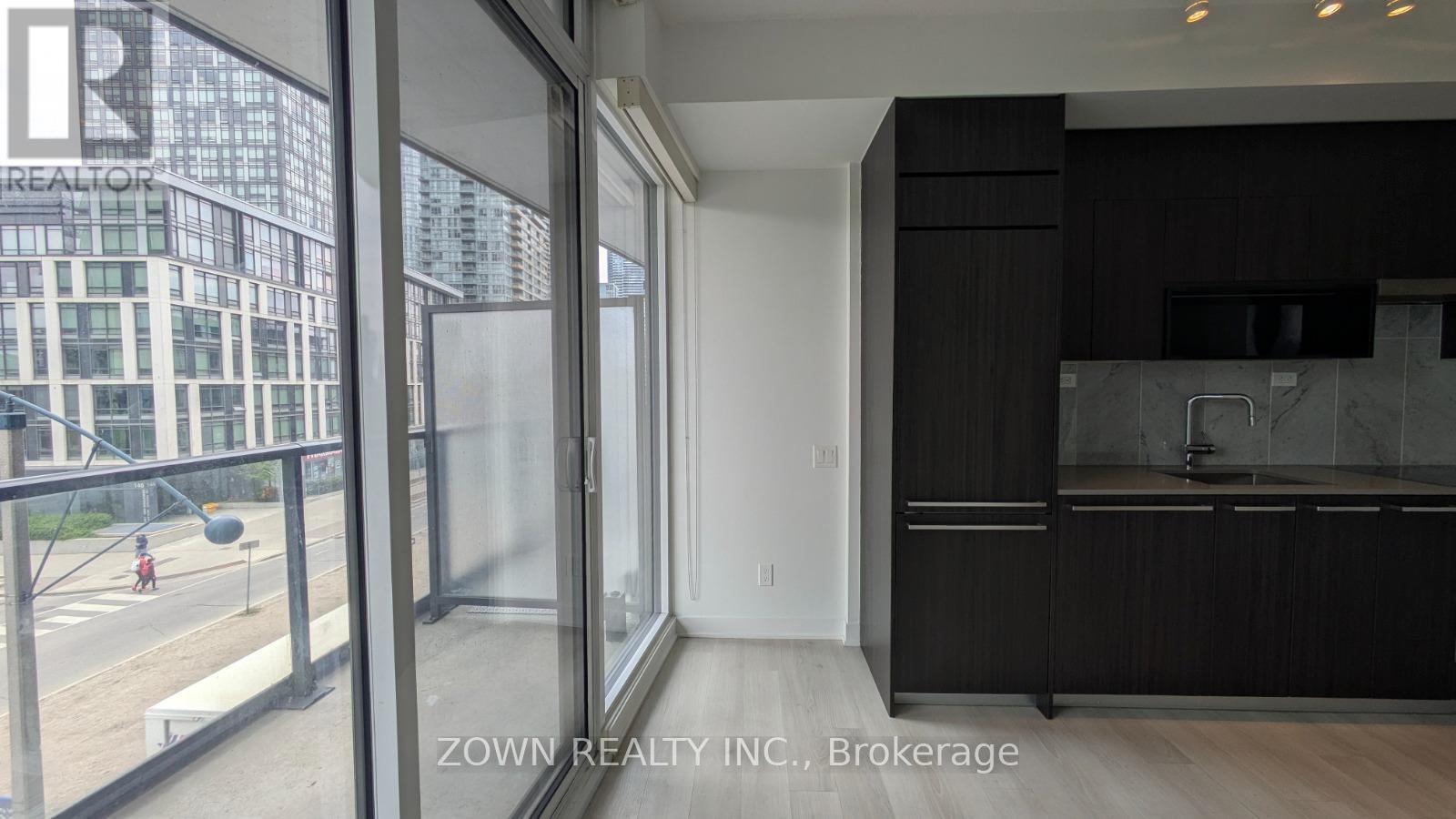 #302 90 QUEENS WHARF ROAD - 7