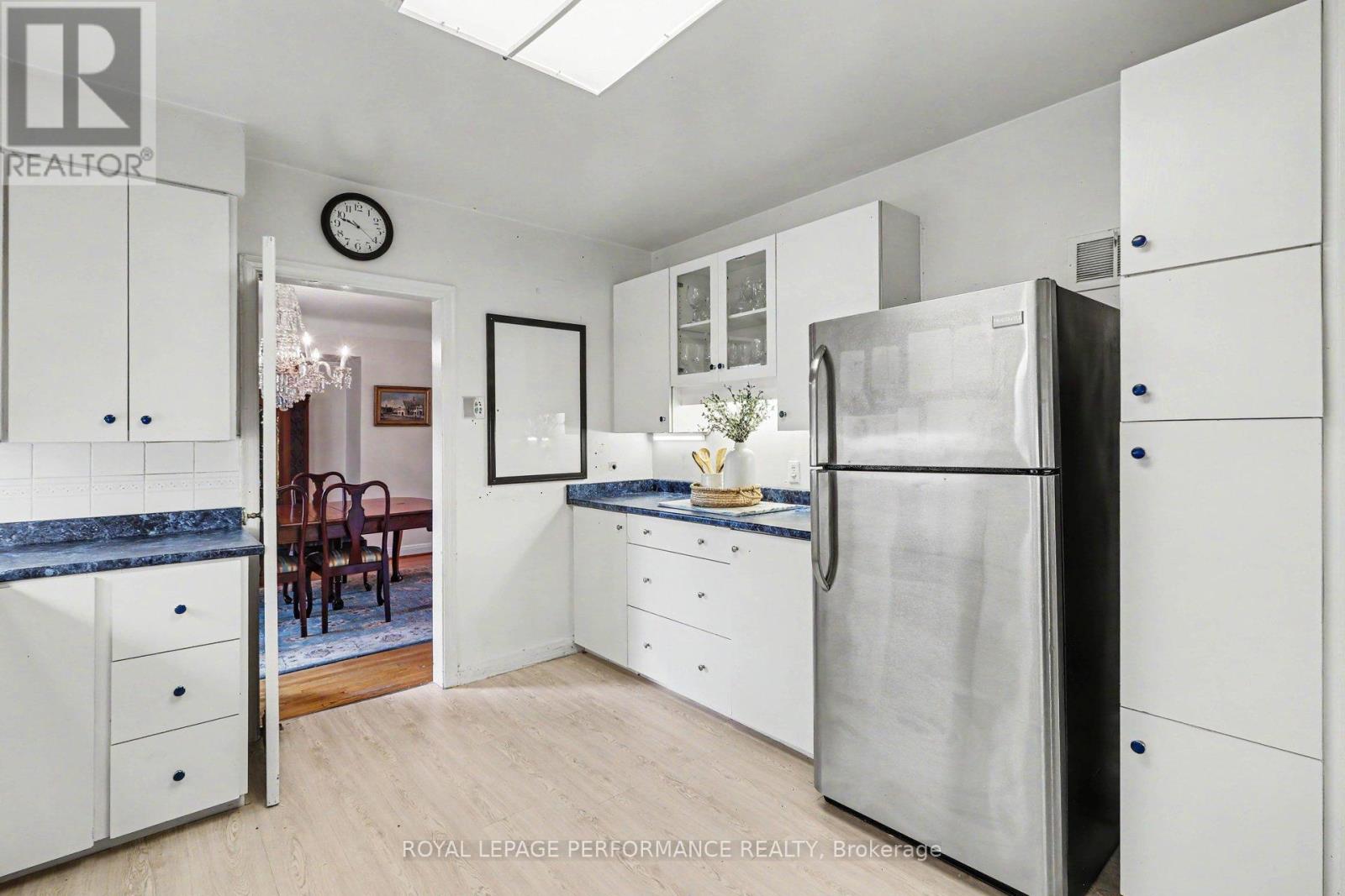 2253 ALTA VISTA DRIVE - 10