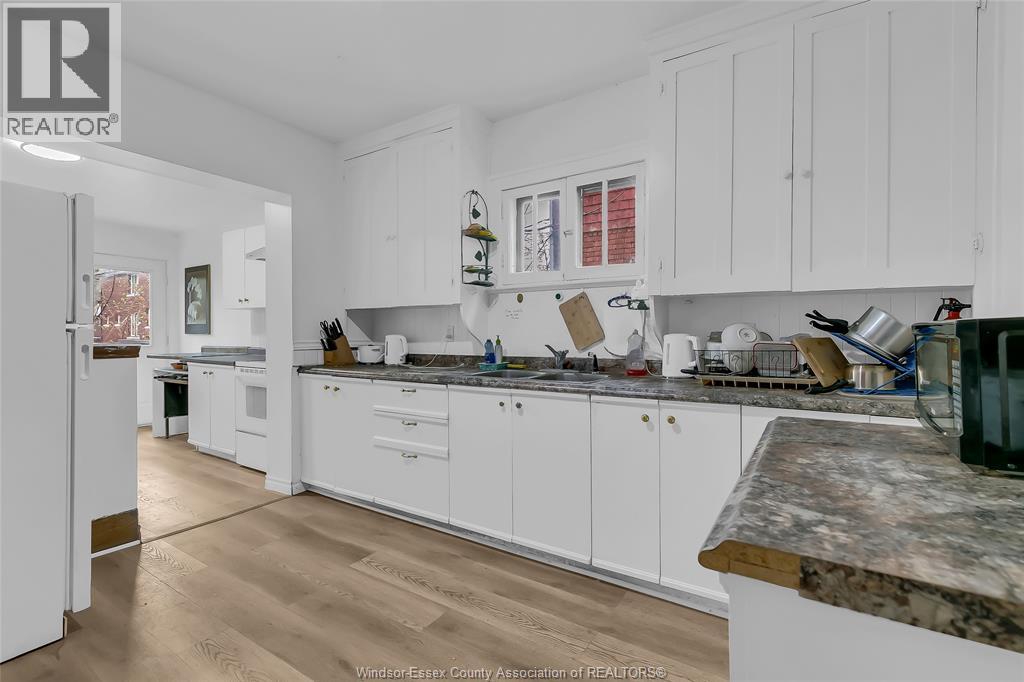 418 RANKIN, Windsor, Ontario, N9B2R7 — Photo 3
