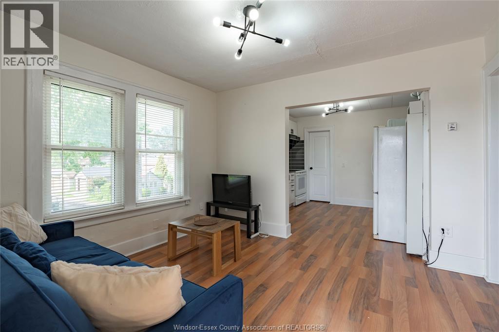 1239-47 RICHMOND STREET - 5