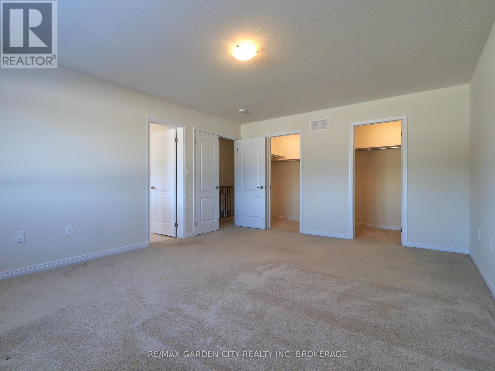 22 ESTHER CRESCENT - 19