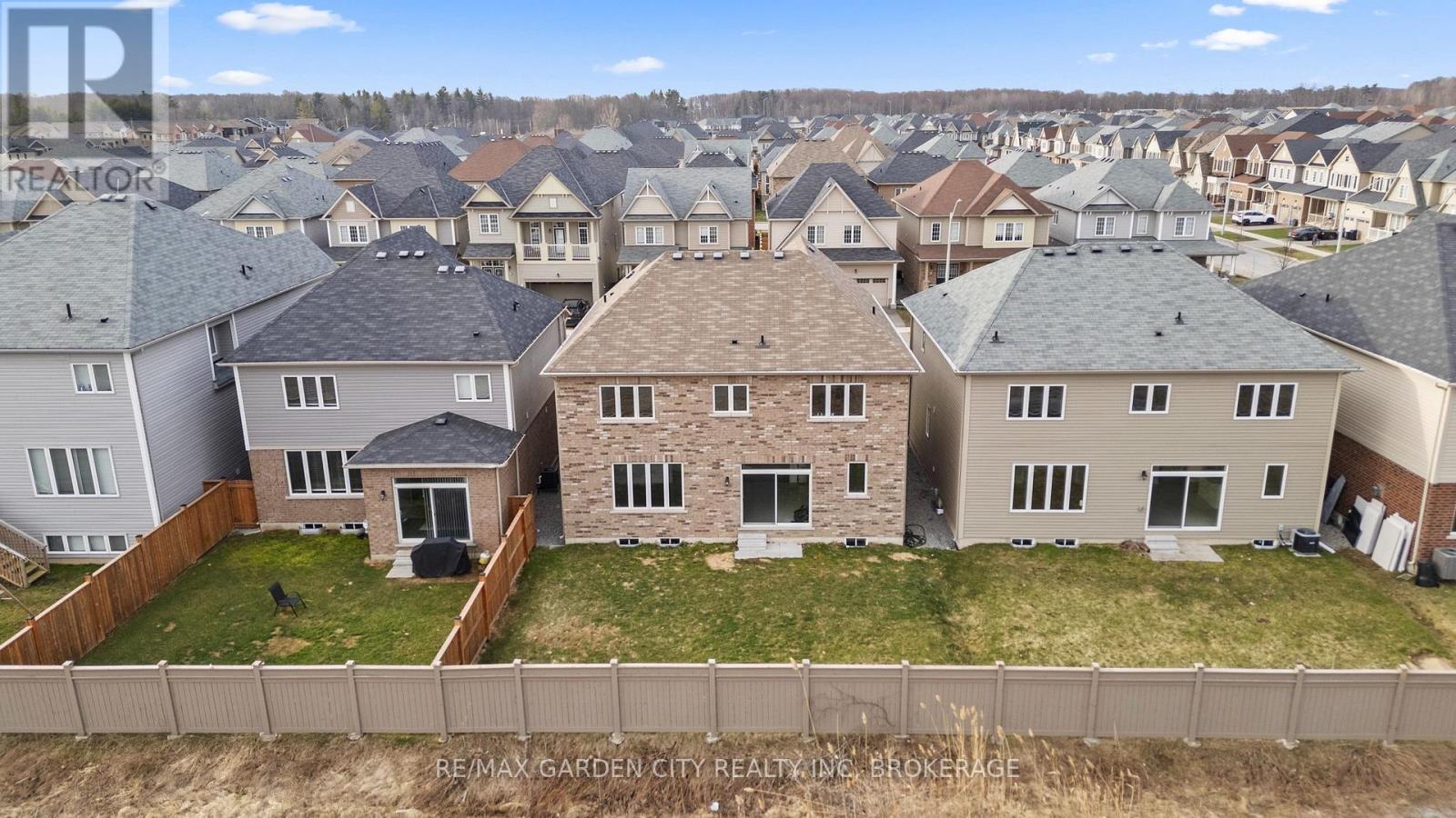 22 ESTHER CRESCENT - 36