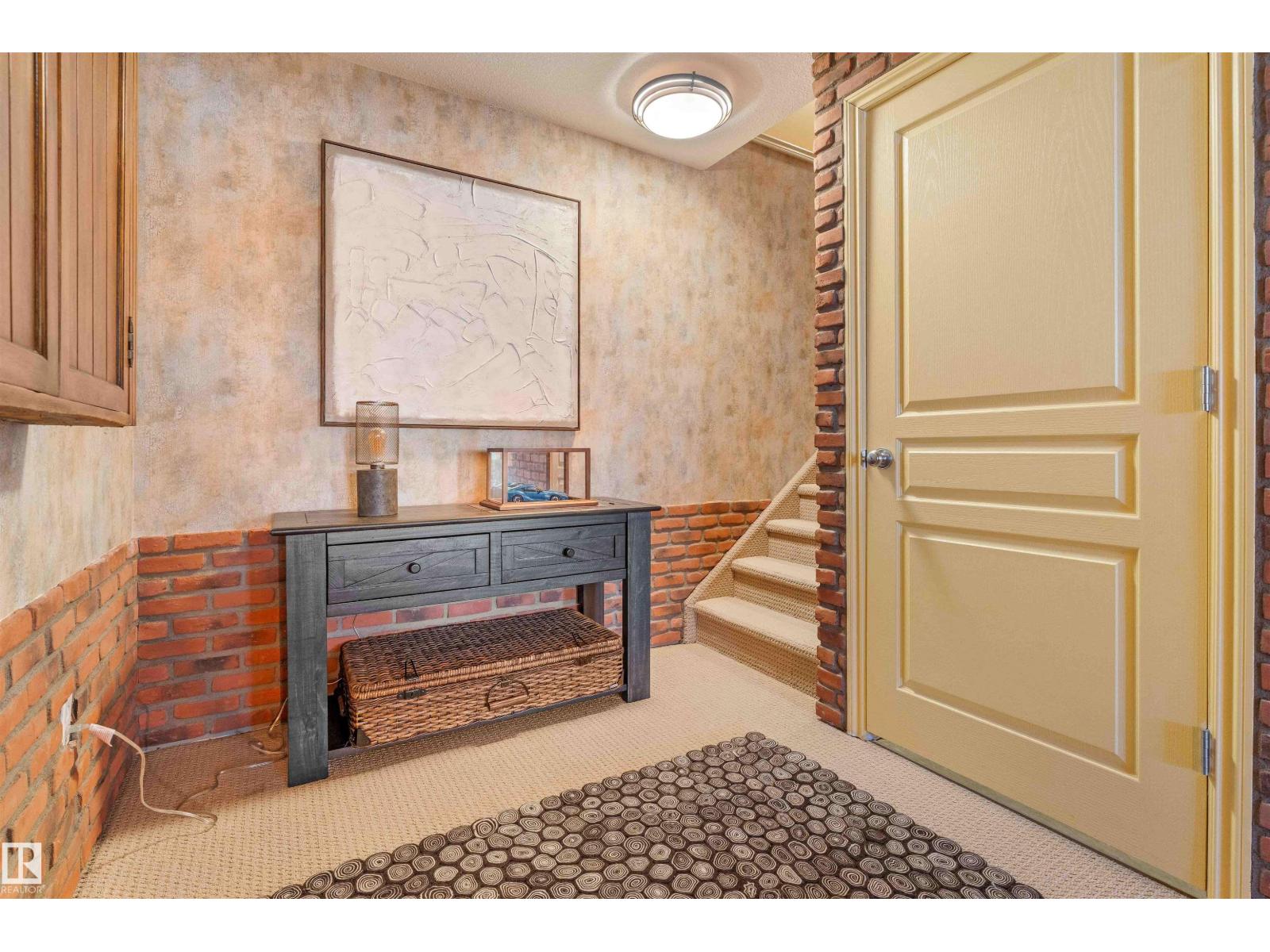 68 GREYSTONE CR - 33