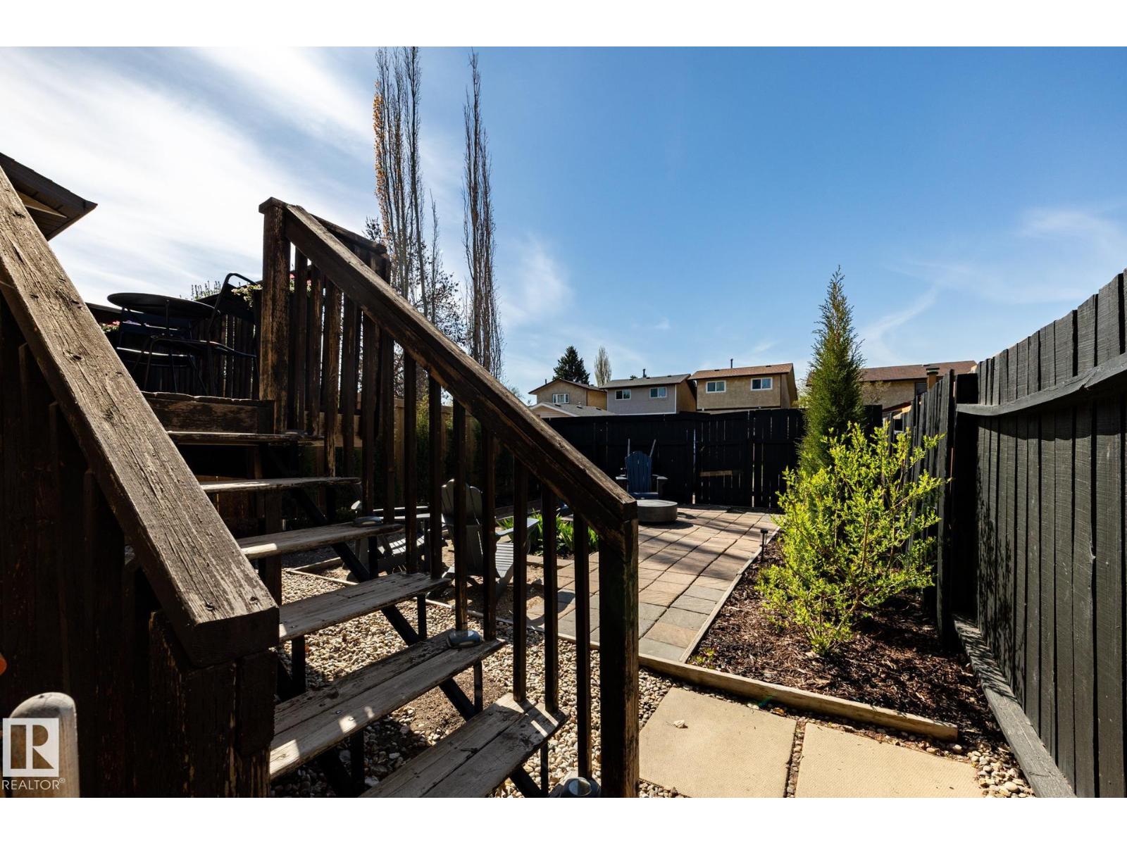 3615 43 AV NW - 43