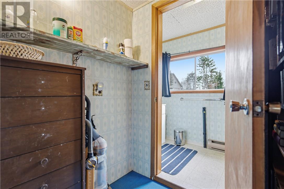 32 Maple Road, Greater Sudbury, Ontario, P3E4N7 — Photo 12