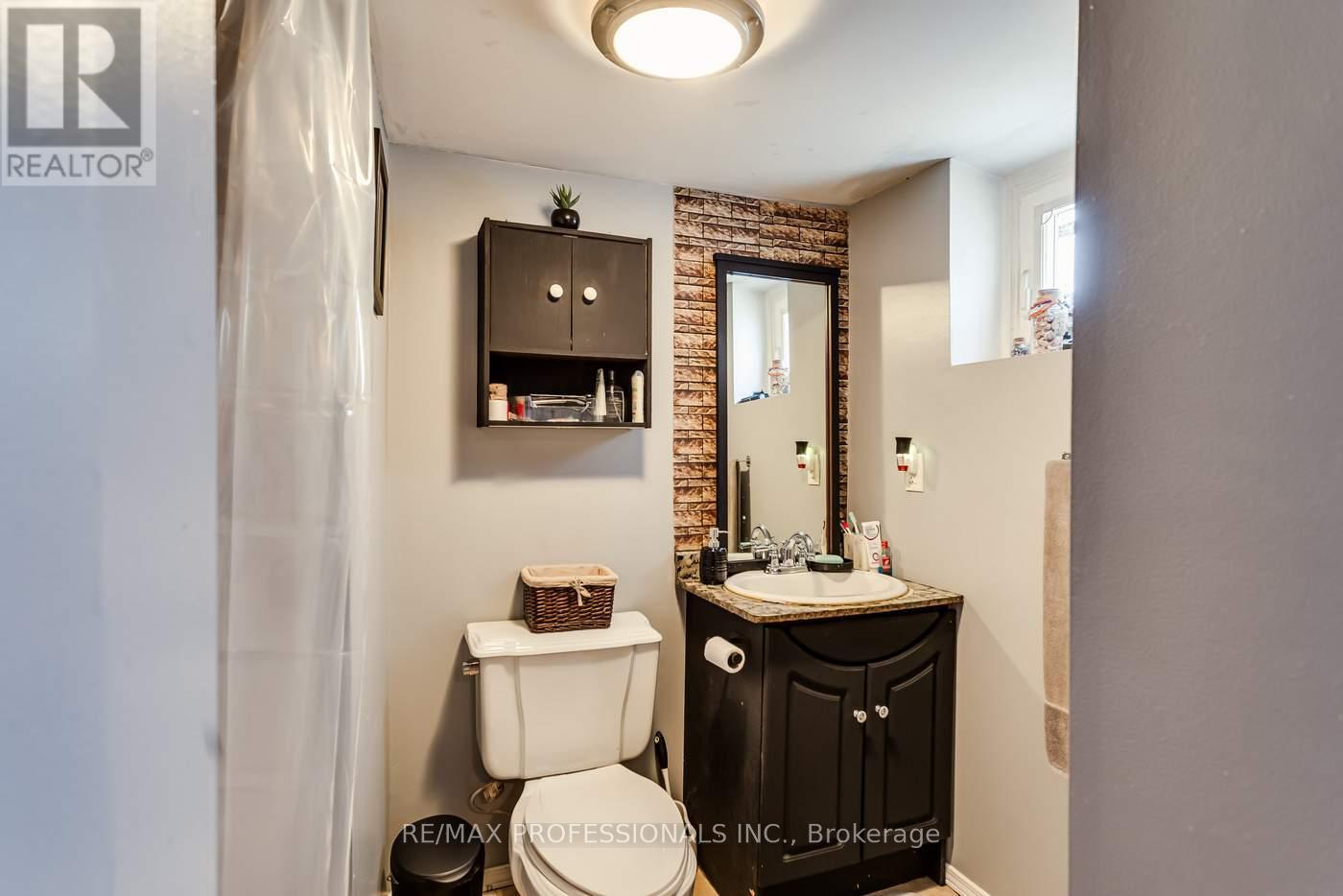 155 AILEEN AVENUE - 26