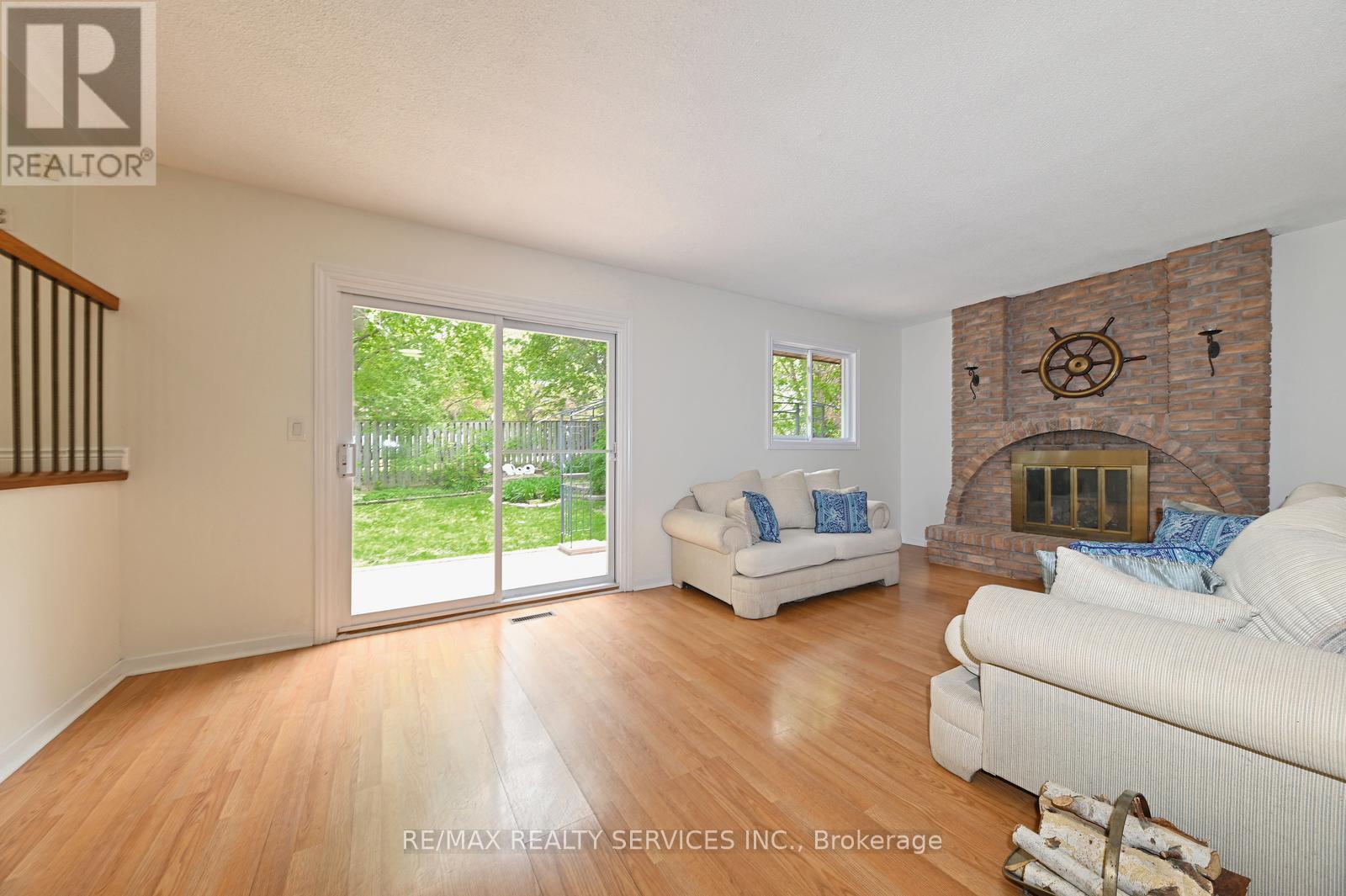 65 MASSEY STREET - 14