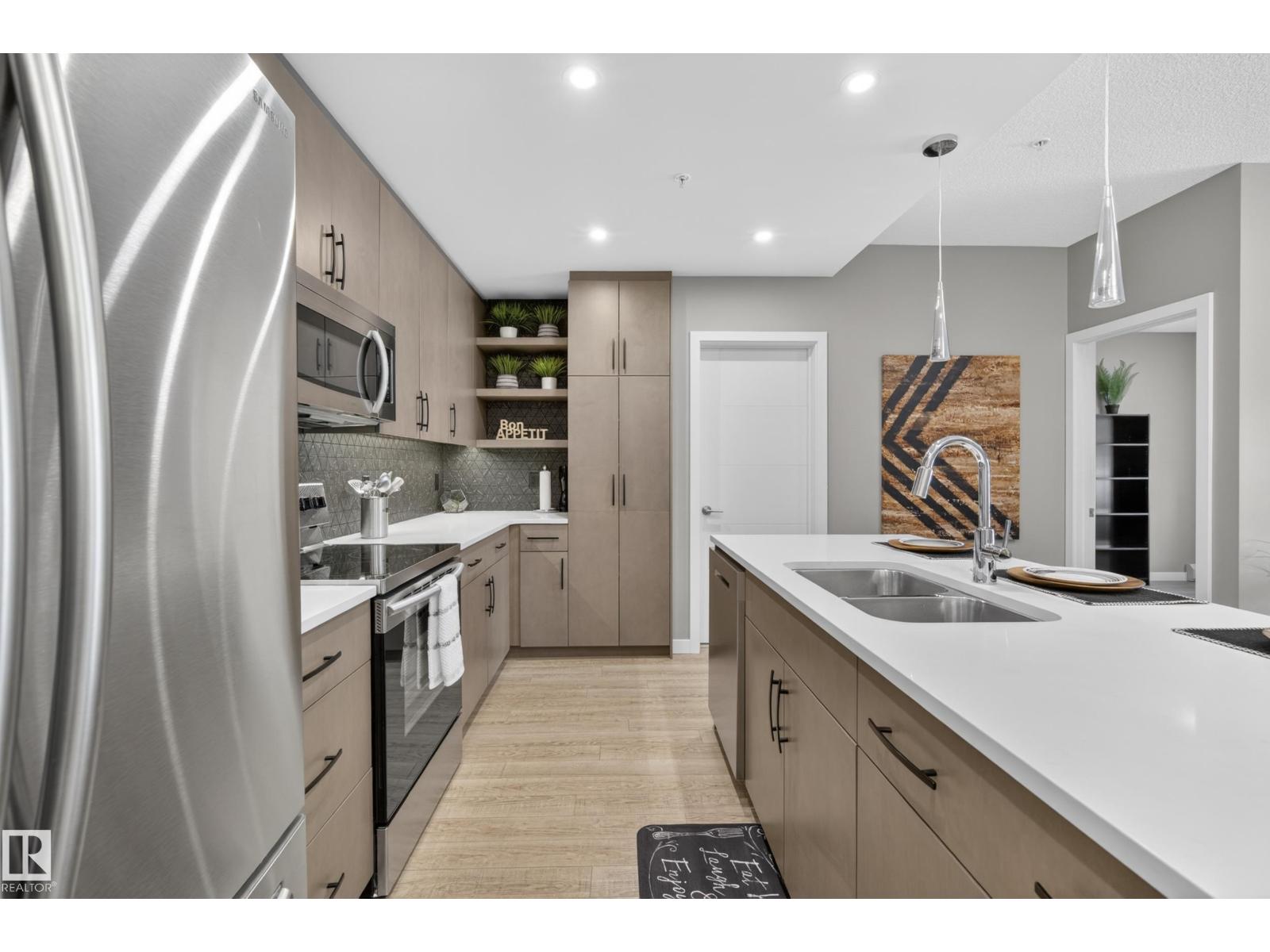 #127 1154 ADAMSON DR SW - 2