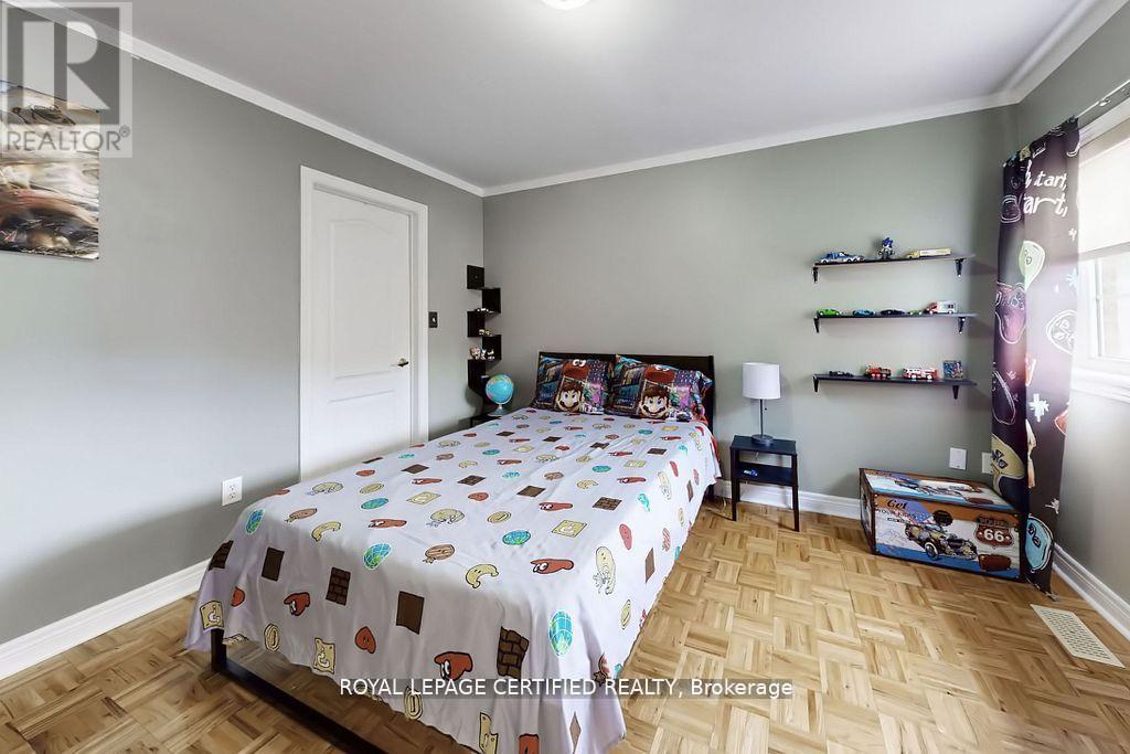 57 HUMBERSHED CRESCENT - 23