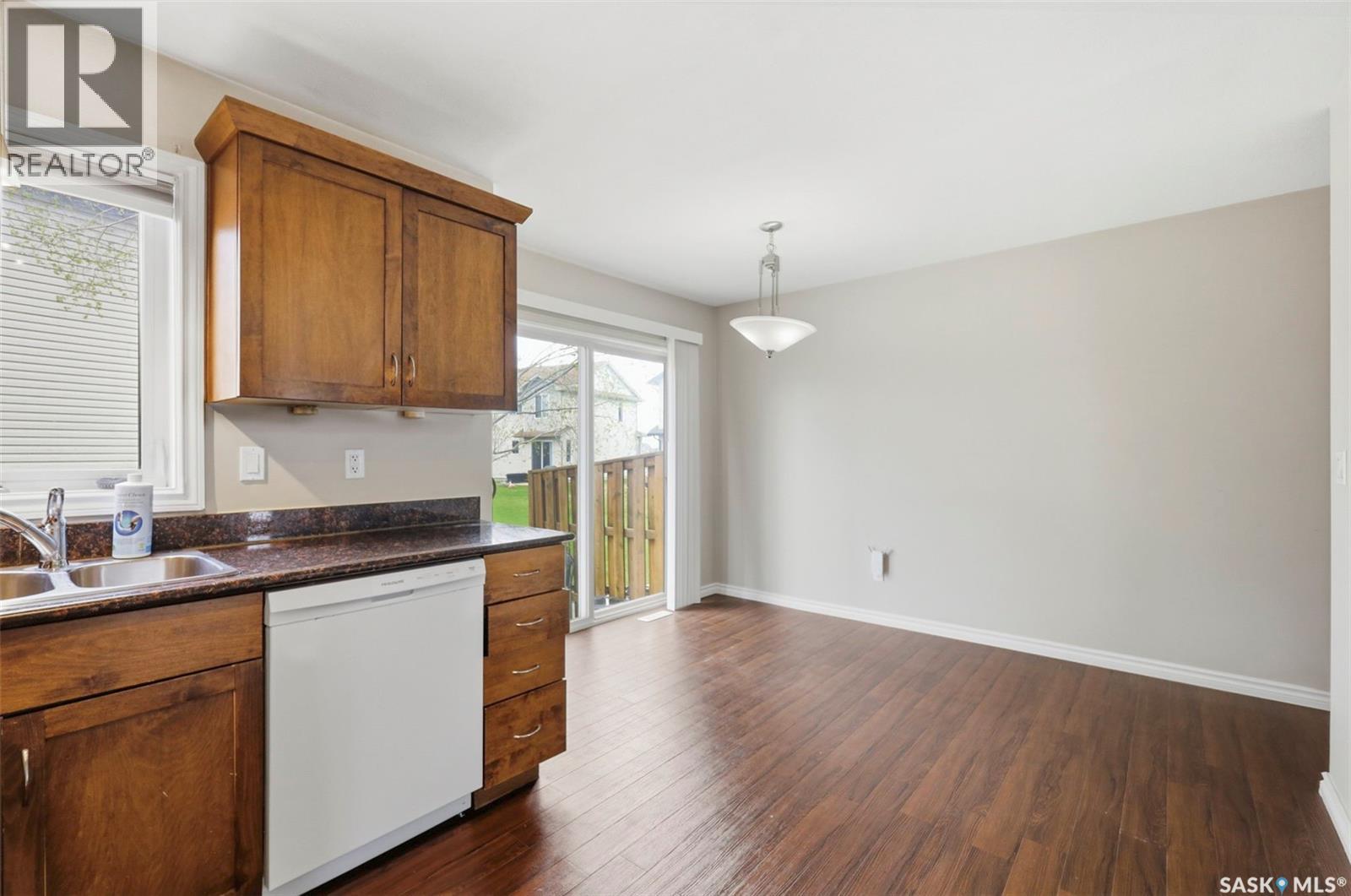 #119 303 Slimmon PLACE - 14