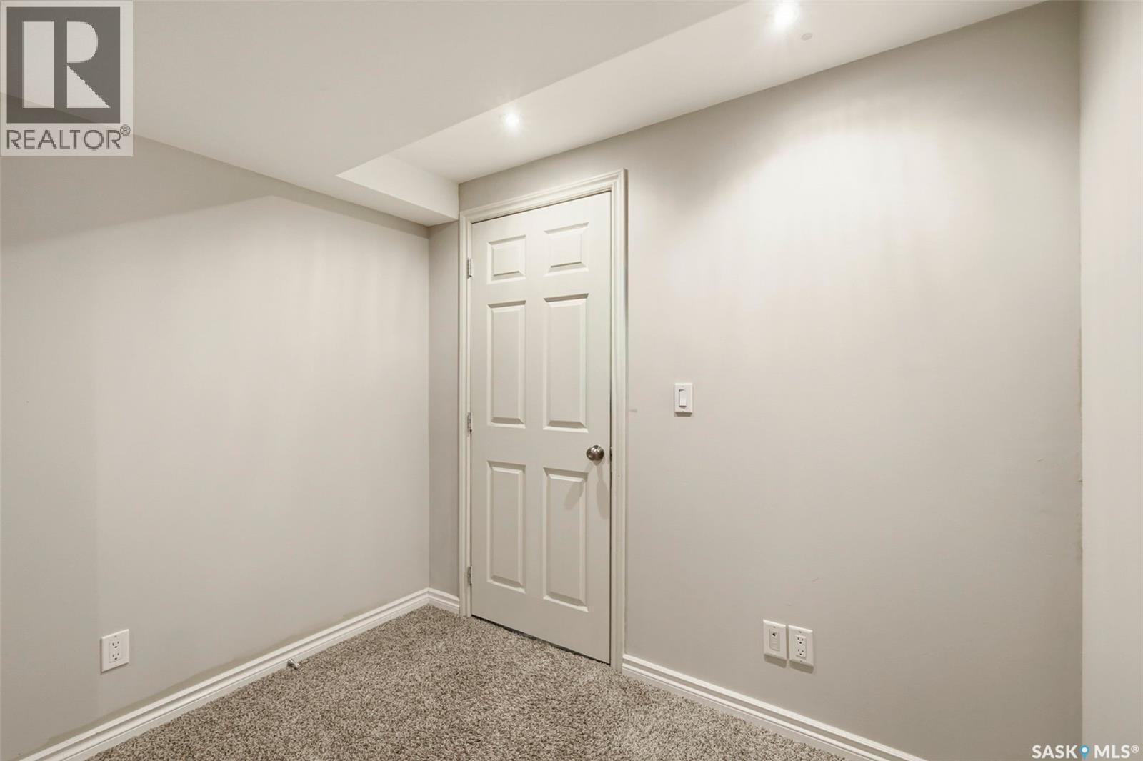#119 303 Slimmon PLACE - 24