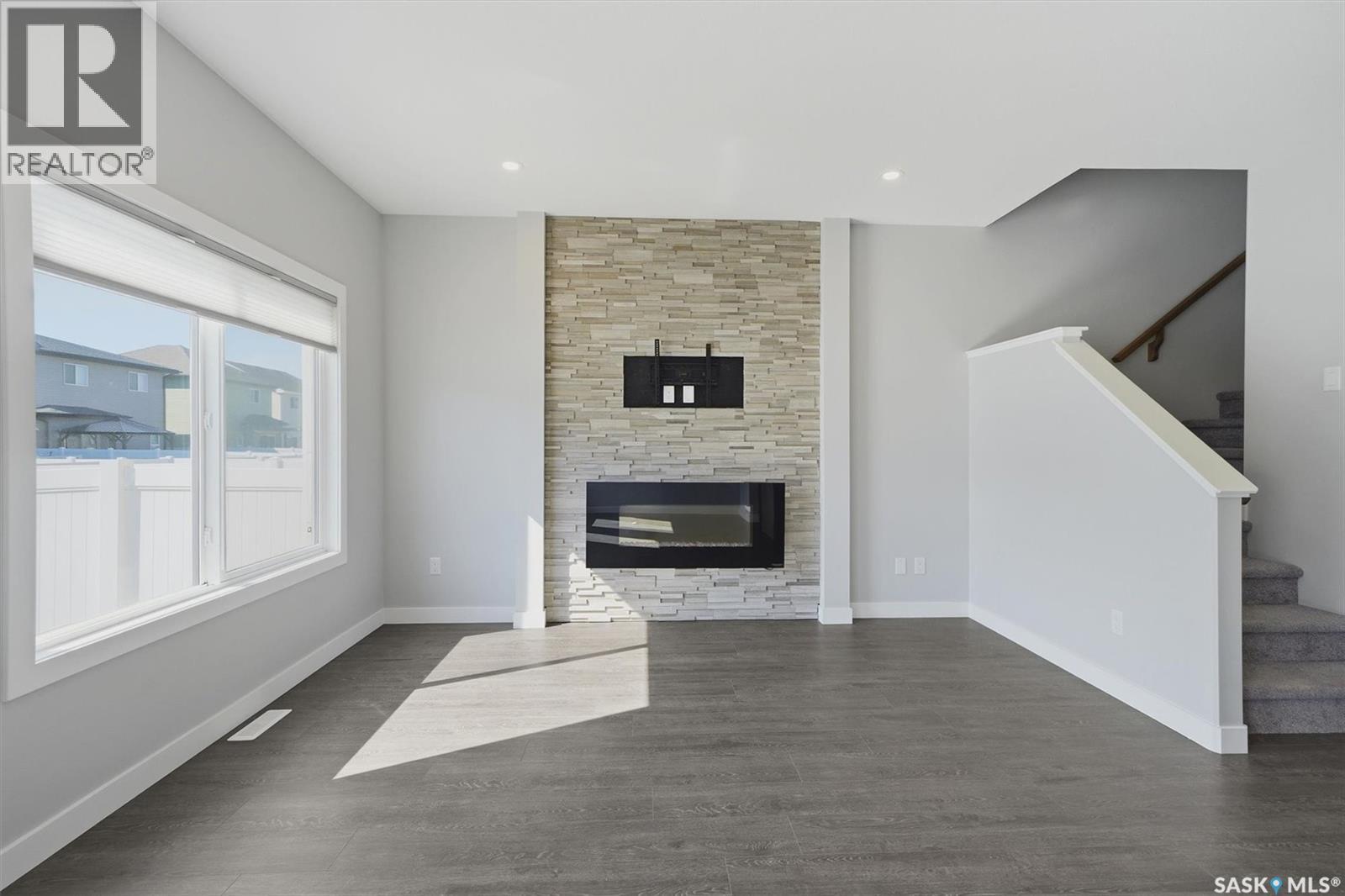 #348 Brighton GATE - Image 3