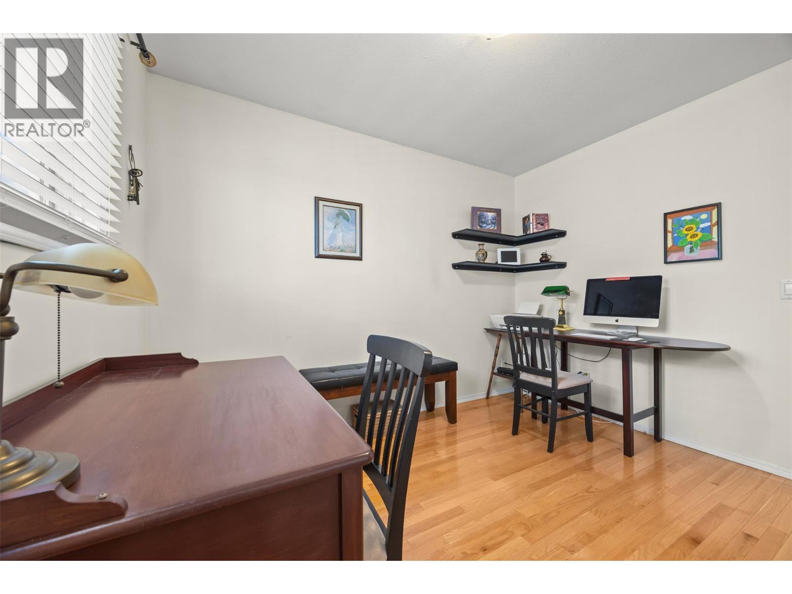  1384 NELSON Place, Kelowna
