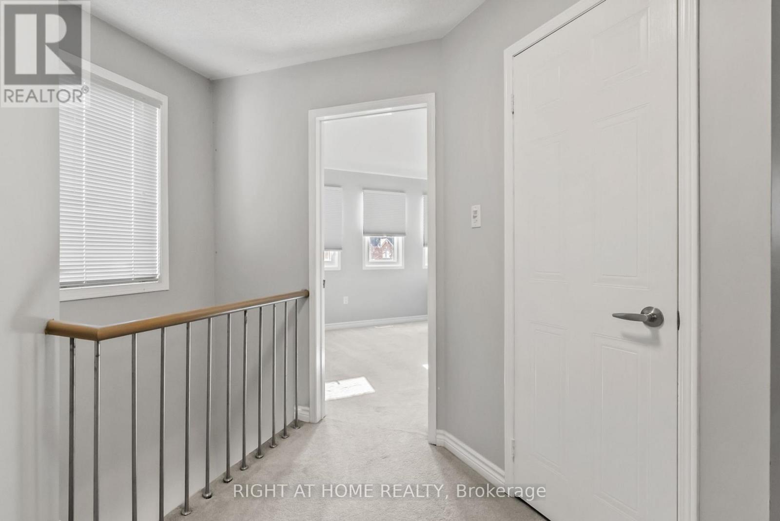 1040 BEAVER VALLEY CRESCENT - 33