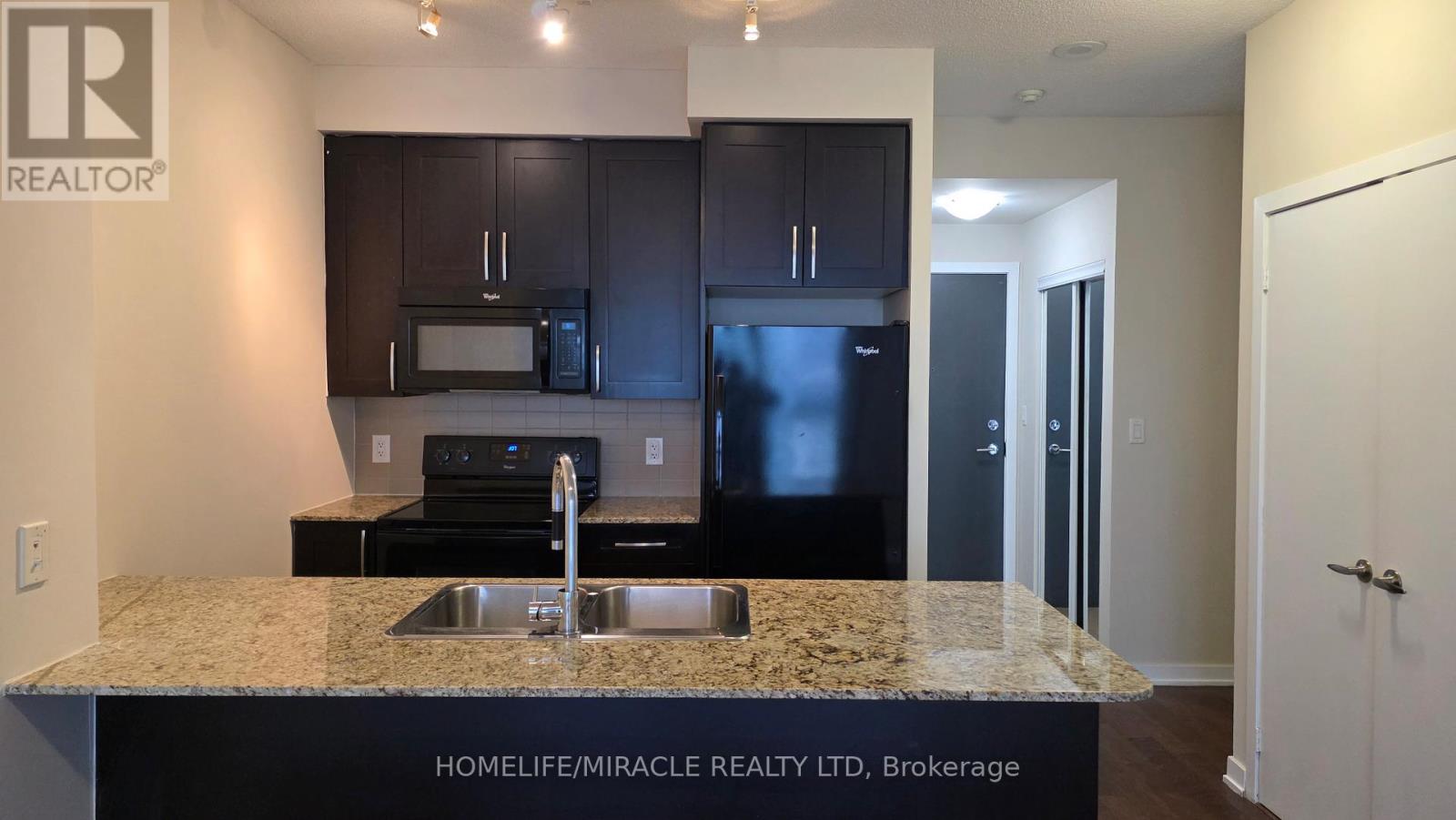 #3408 4070 CONFEDERATION PARKWAY - 12