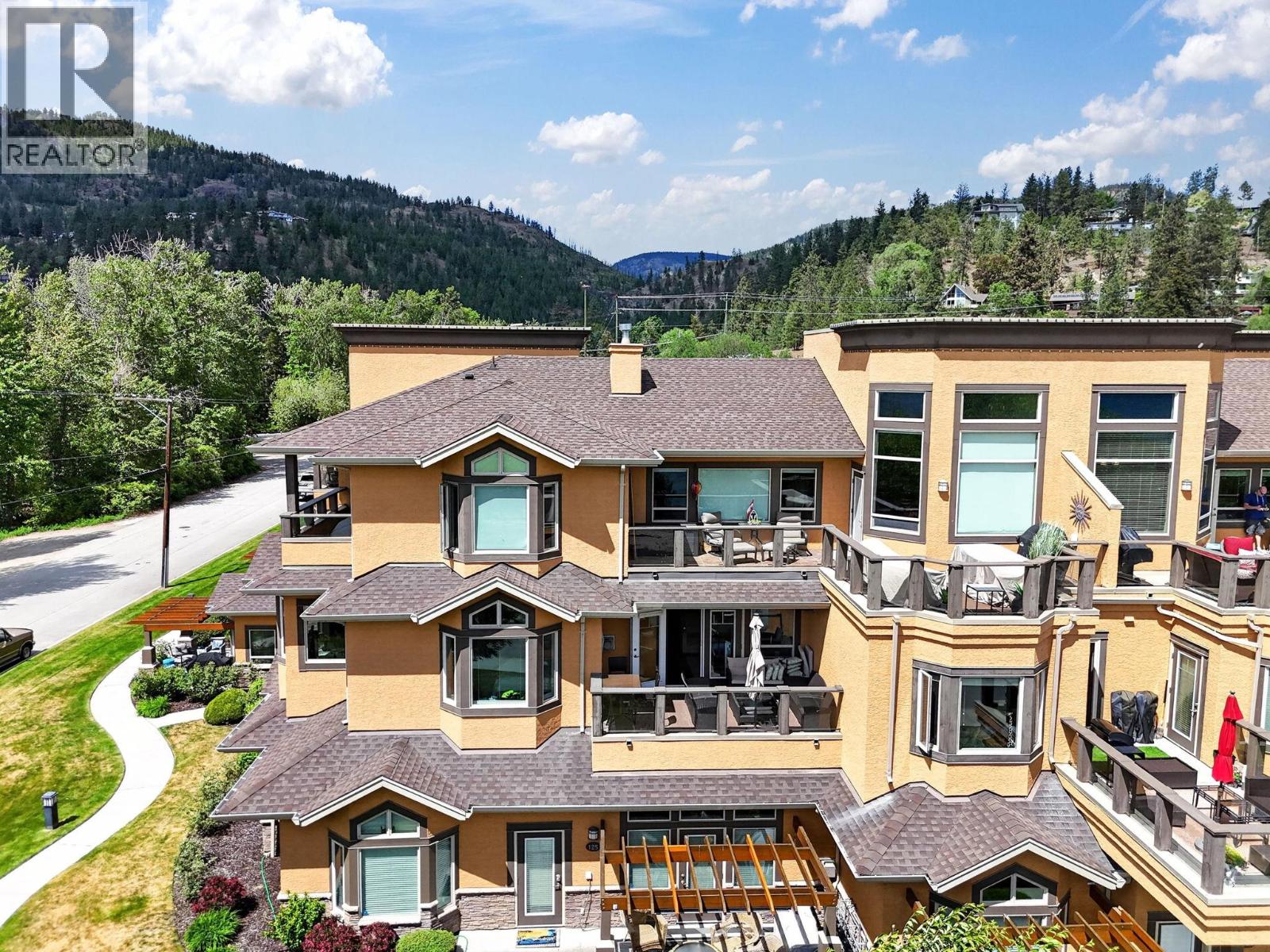 3996 Beach Avenue Unit# 323, Peachland