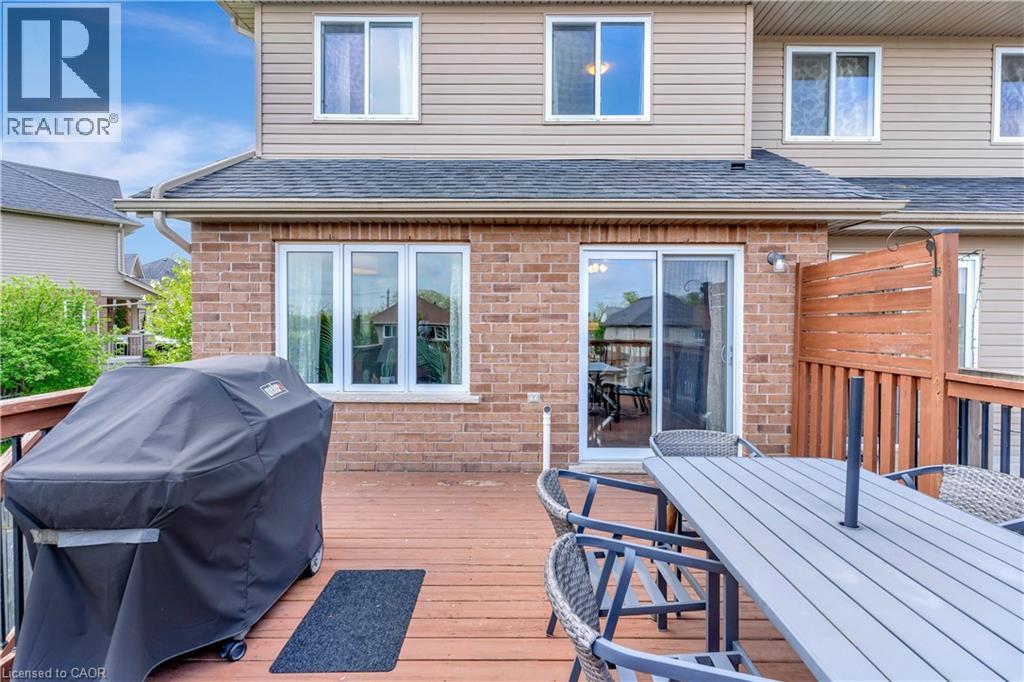 935 ZELLER Crescent, Kitchener, Ontario, N2A0C7 — Photo 28