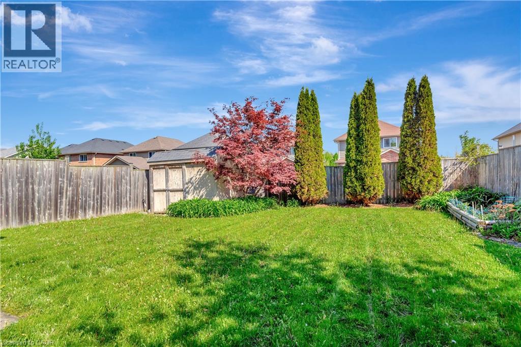 935 ZELLER Crescent, Kitchener, Ontario, N2A0C7 — Photo 44
