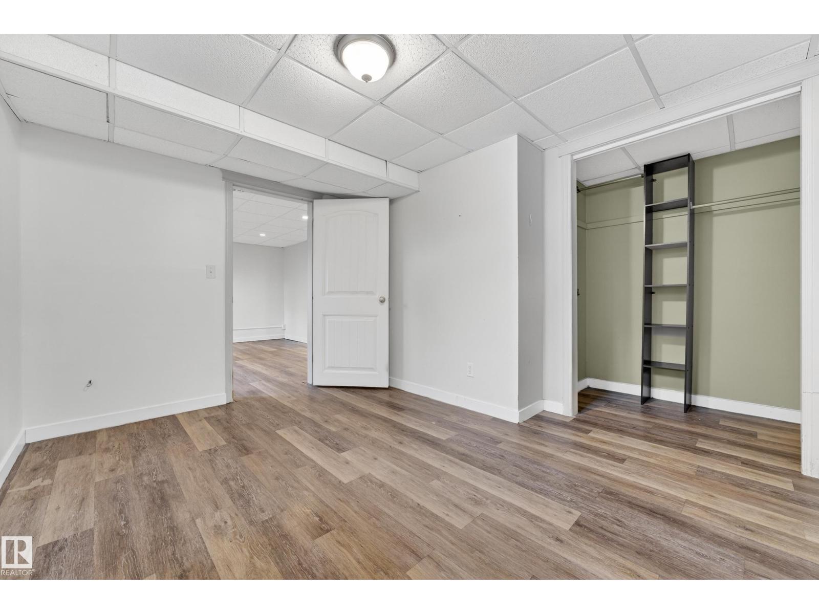 37 HAZEL ST - 37