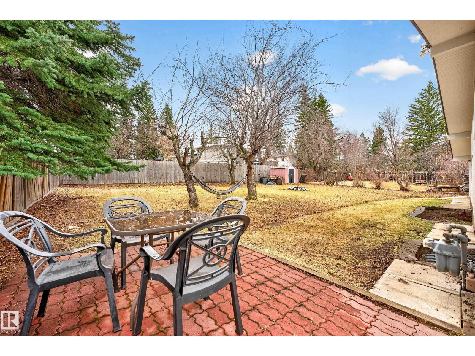 37 HAZEL ST - 46