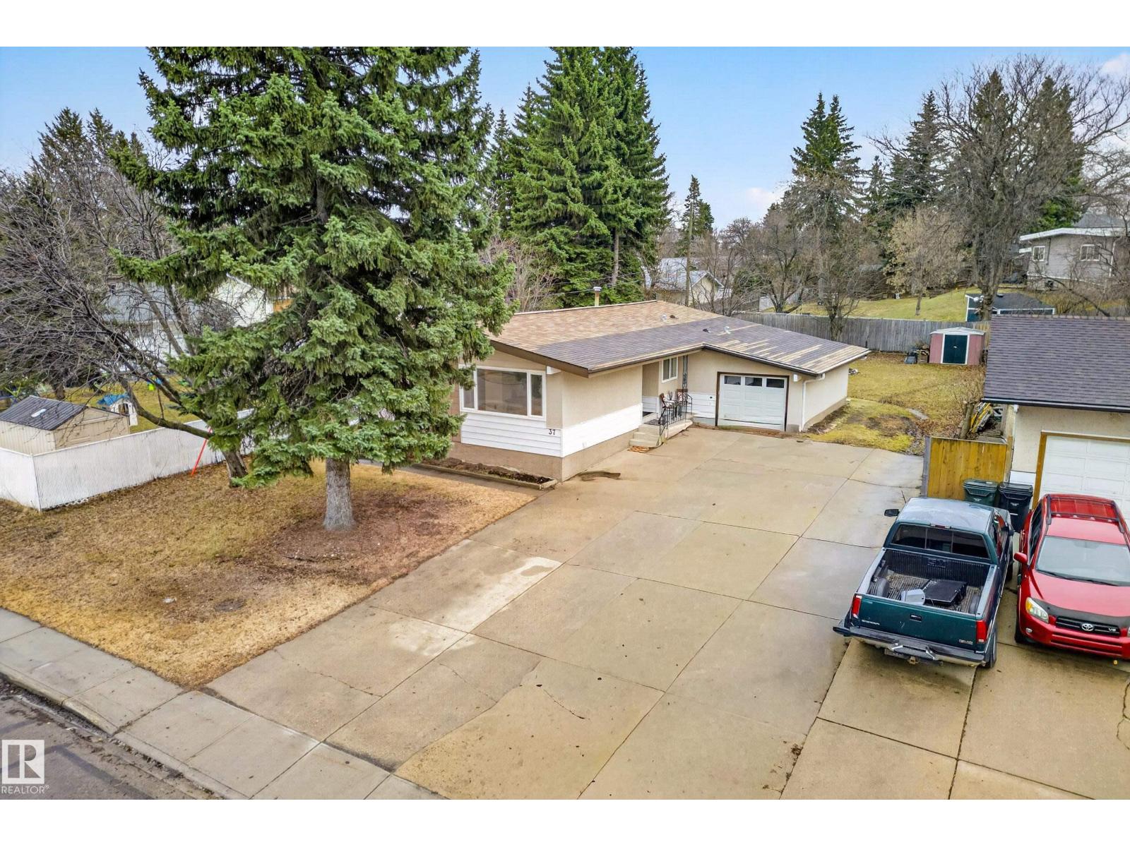 37 HAZEL ST - 51