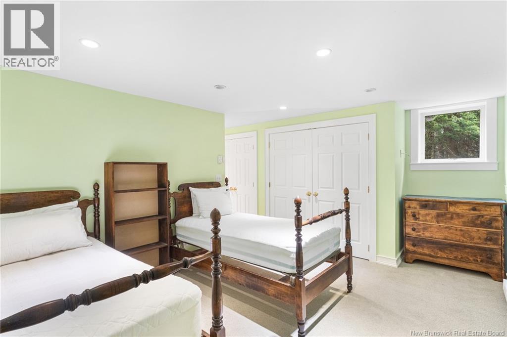 122 Old Mill Road - 32
