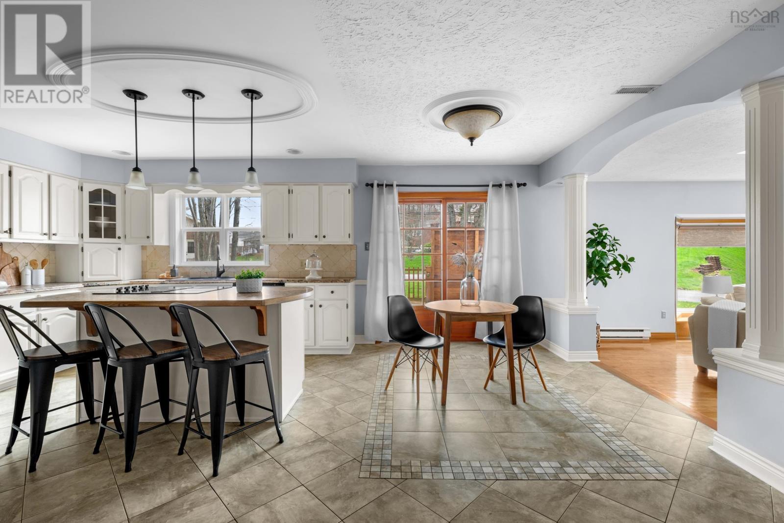 454 Colby Drive - Image 3