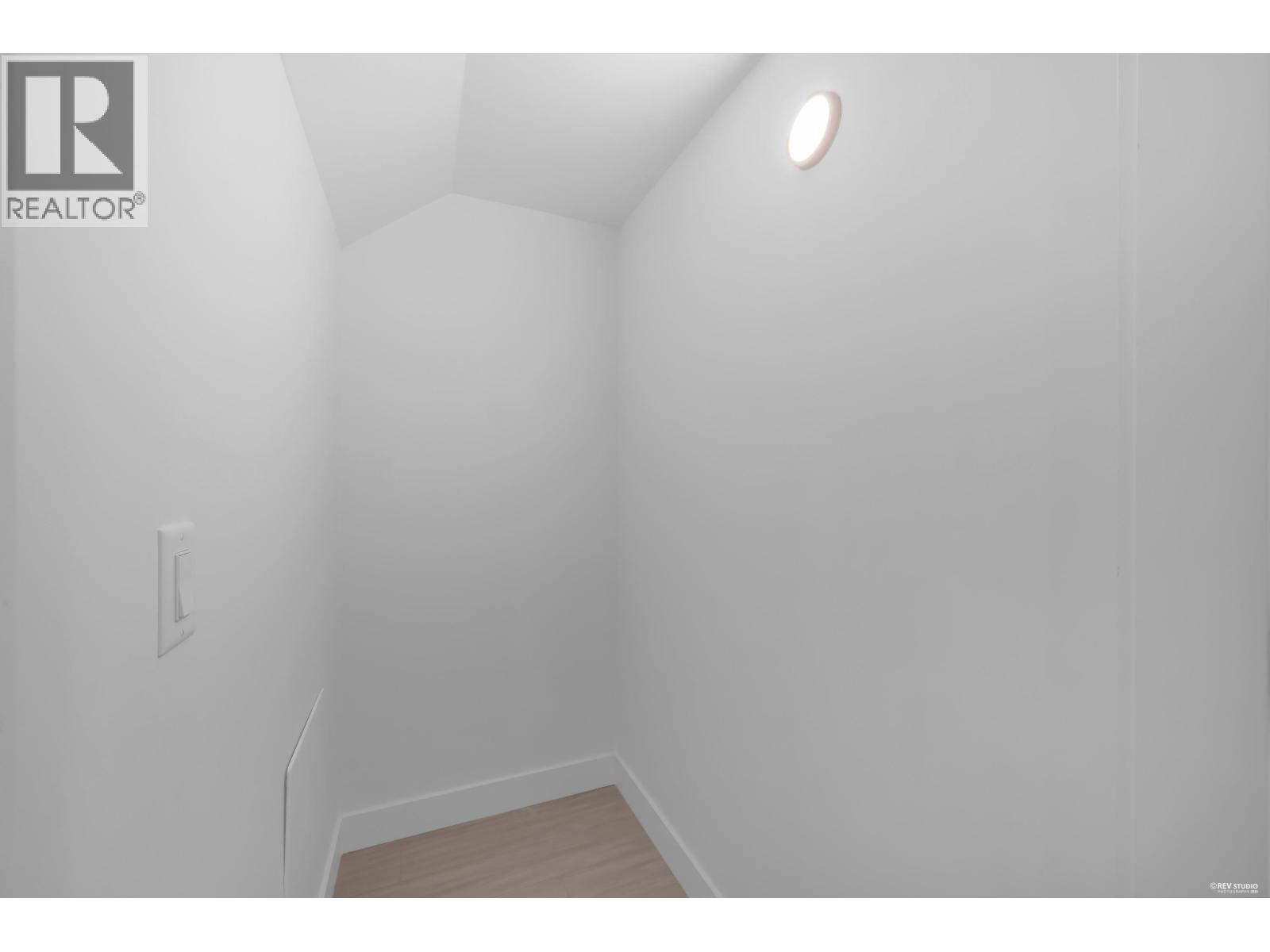 Thumbnail 23
