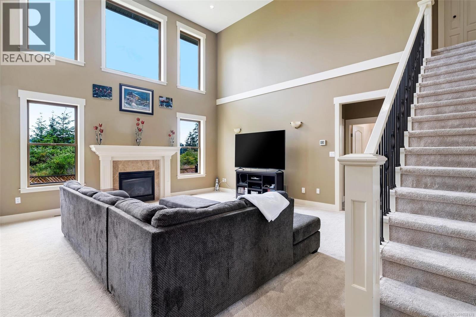 1580 Nimpkish Pl - 12