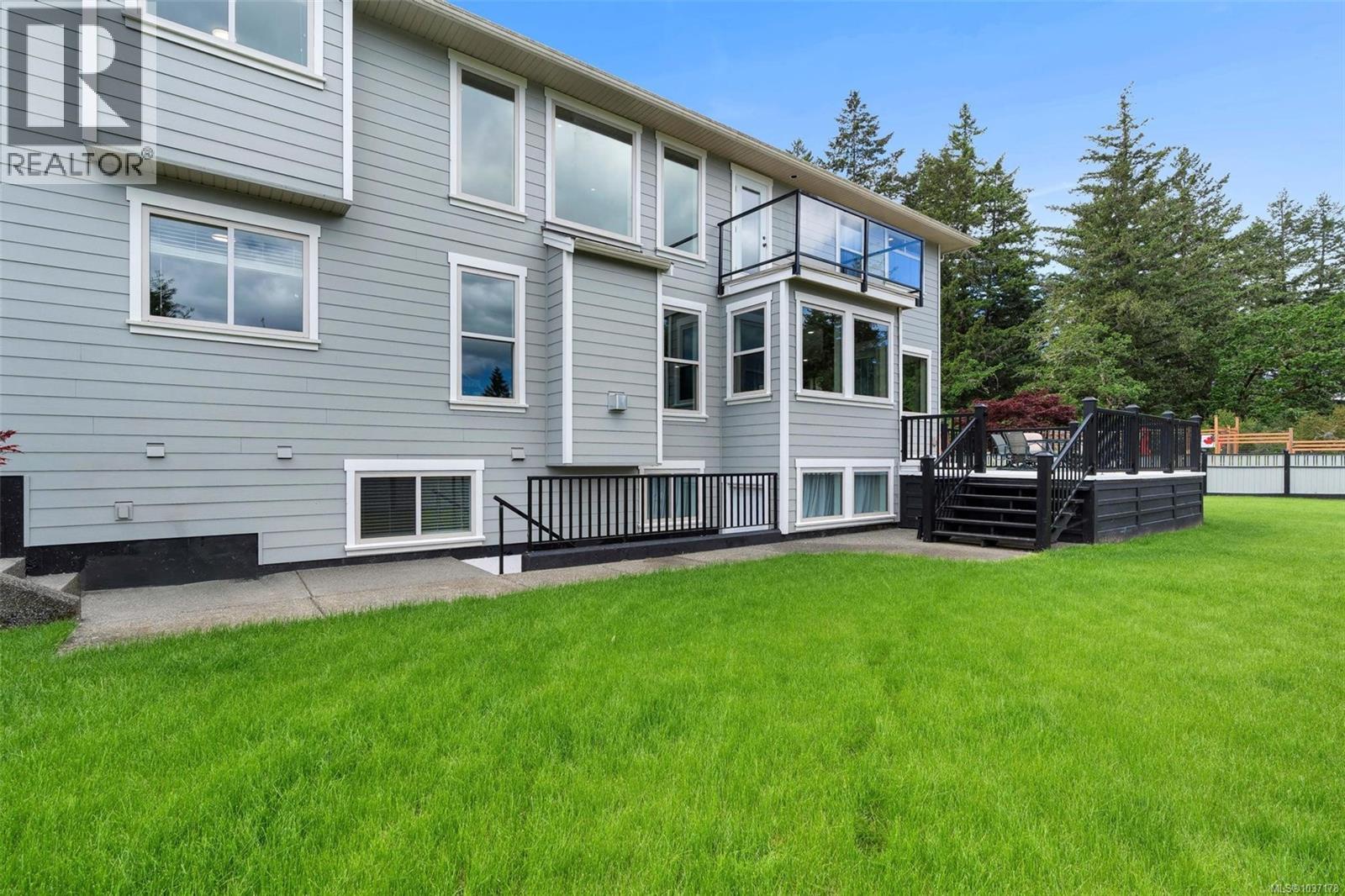 1580 Nimpkish Pl - 72
