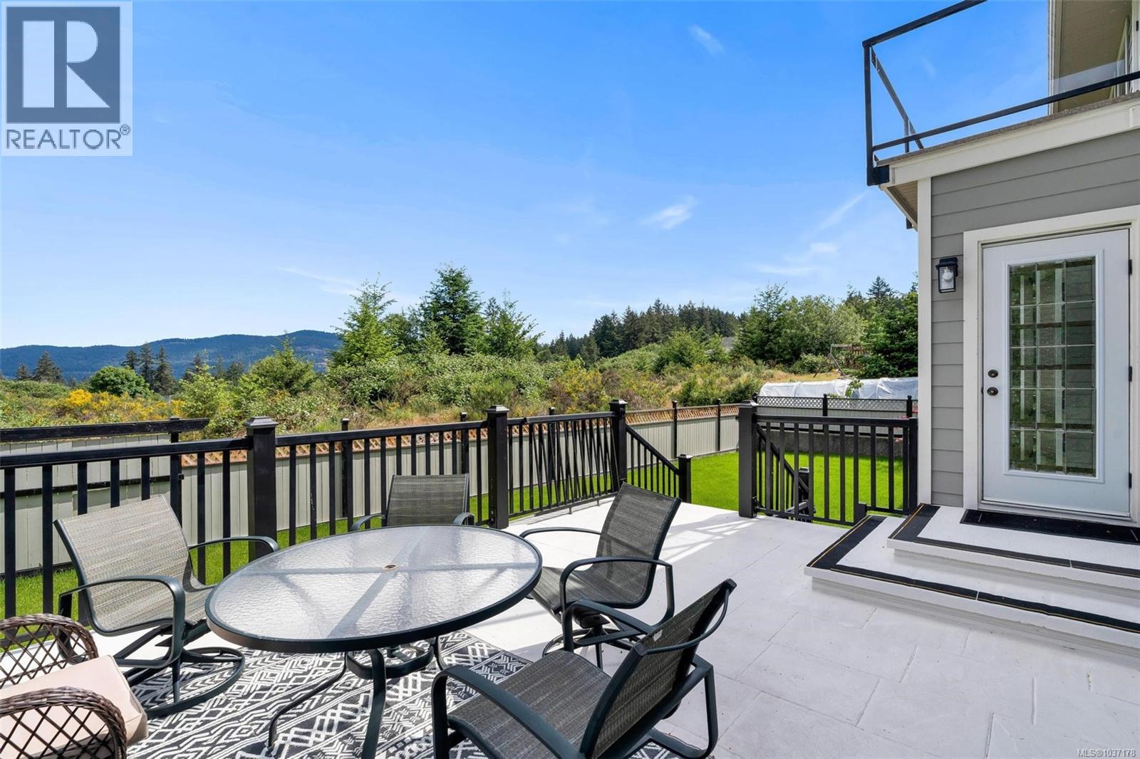 1580 Nimpkish Pl - 74