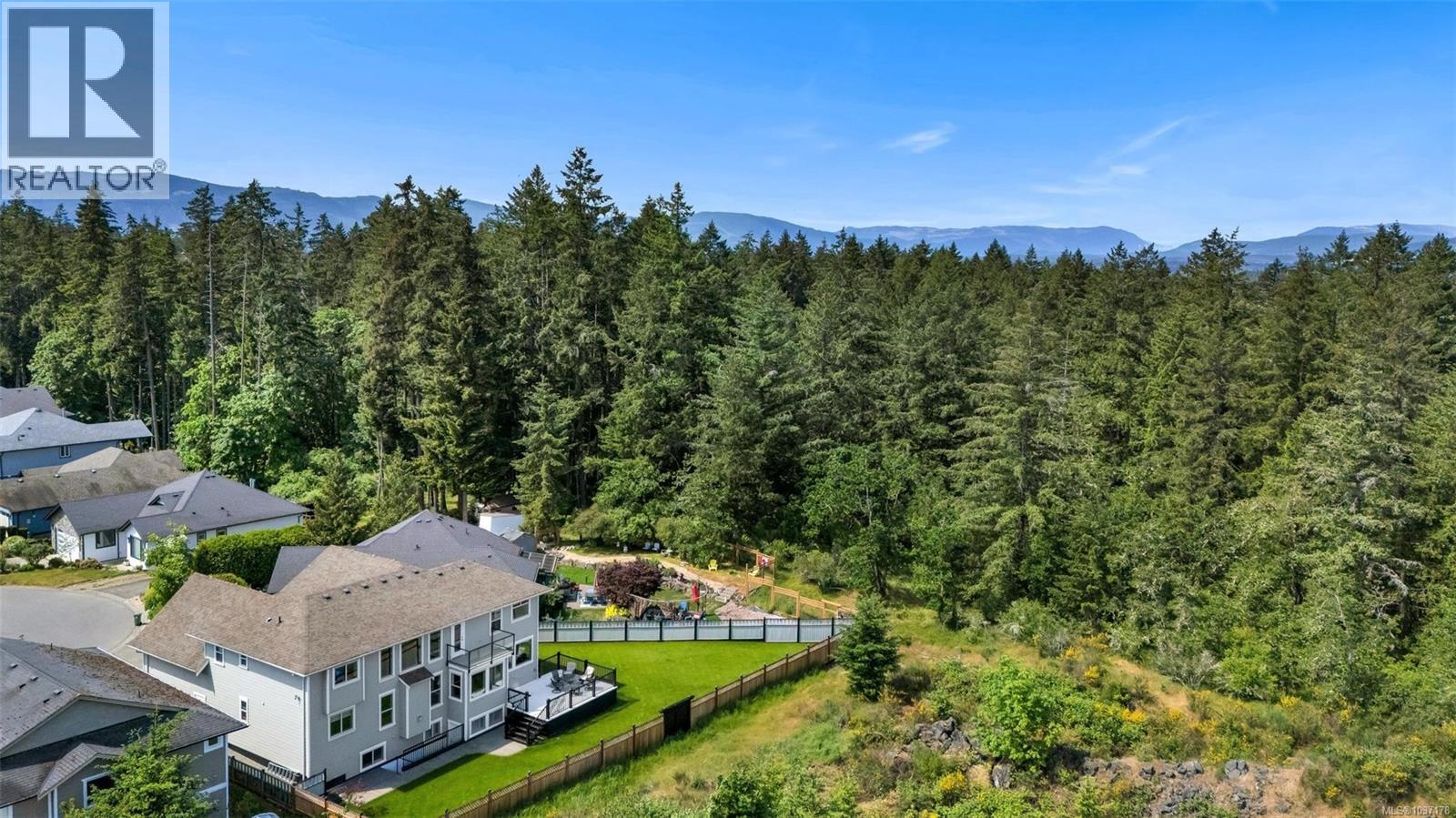 1580 Nimpkish Pl - 80