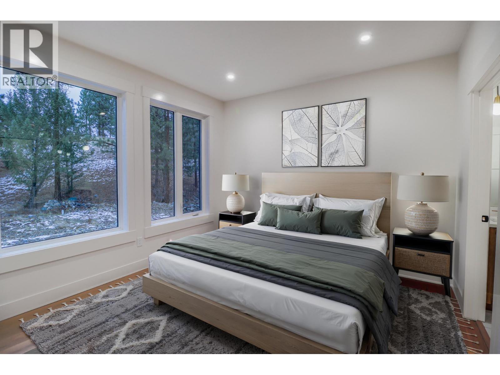 136 Shadow Mountain Boulevard, Cranbrook