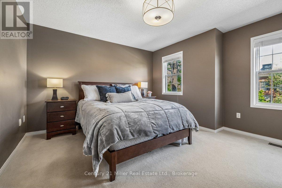 210 LITTLEWOOD DRIVE - 19