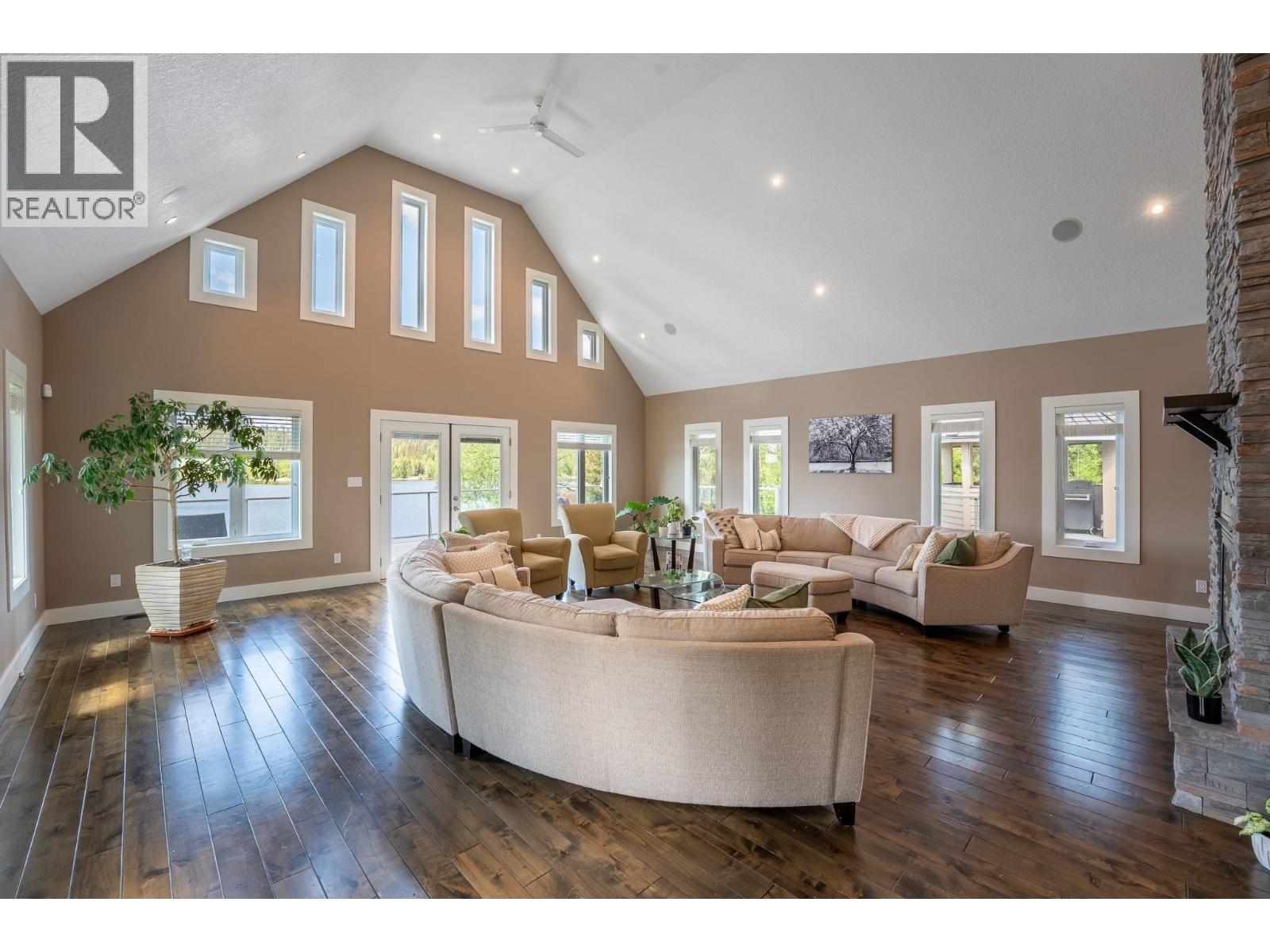 21565 WEST LAKE ROAD, Prince George