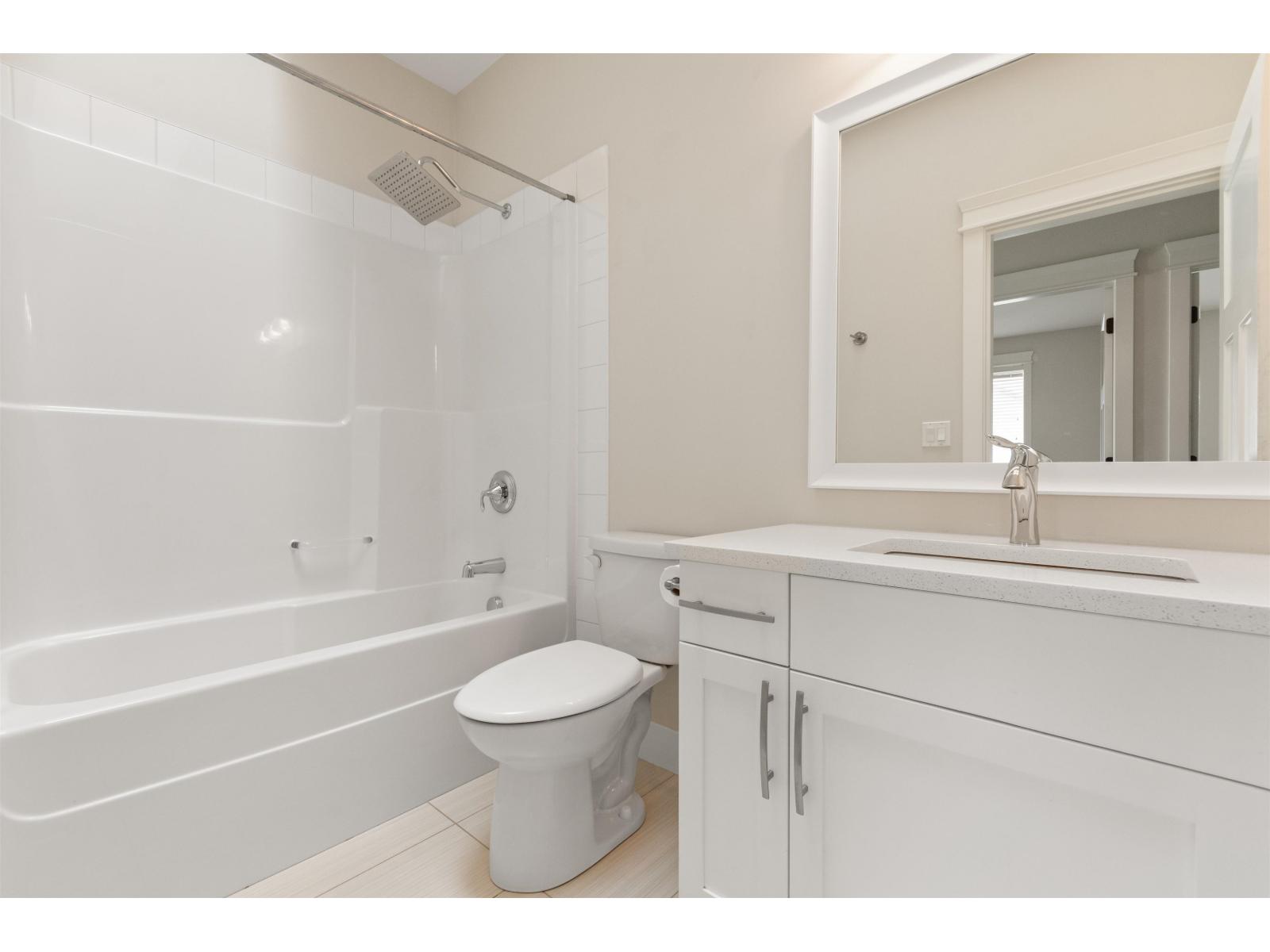46658 GROVE AVENUE, Promontory, Chilliwack