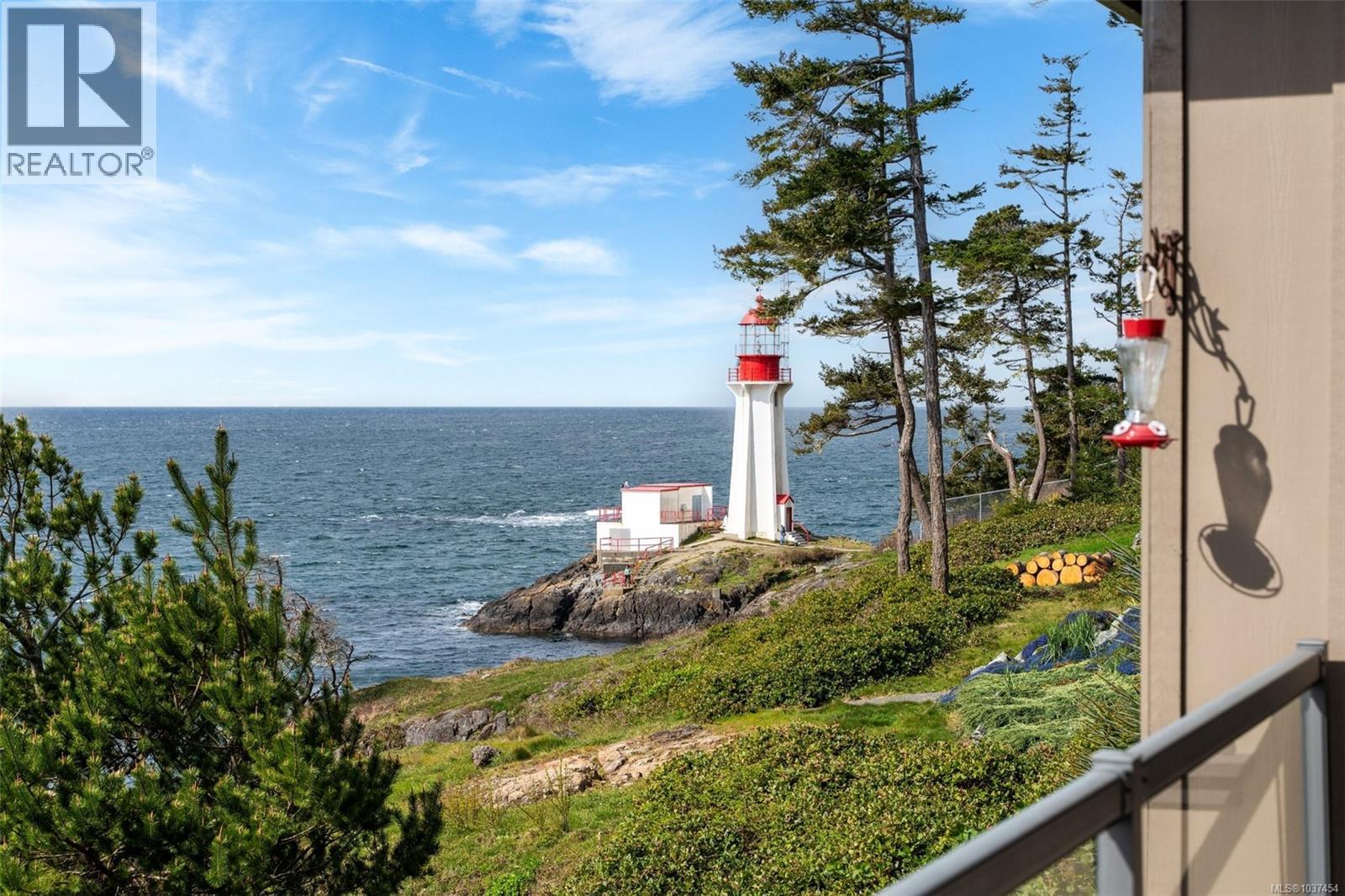2480 Lighthouse Point Rd, Sooke
