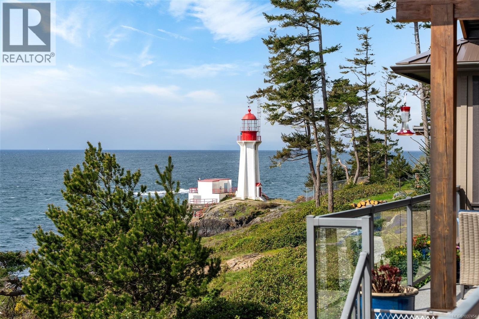 2480 Lighthouse Point Rd, Sooke