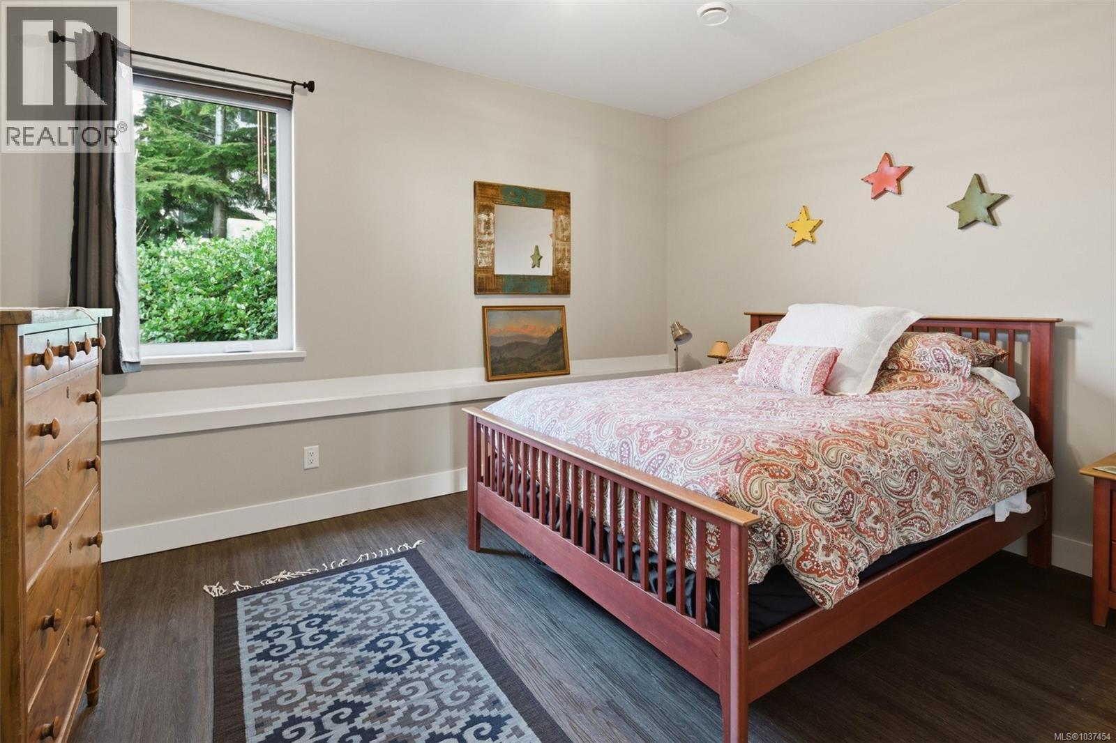 2480 Lighthouse Point Rd, Sooke