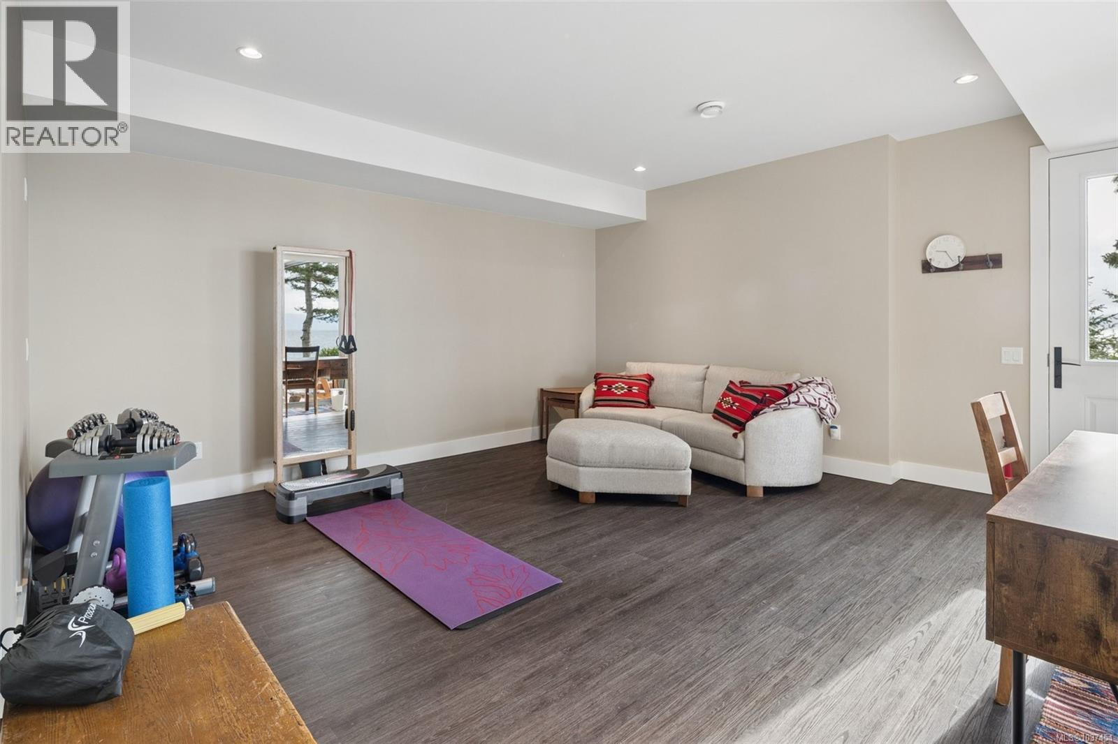 2480 Lighthouse Point Rd - 83