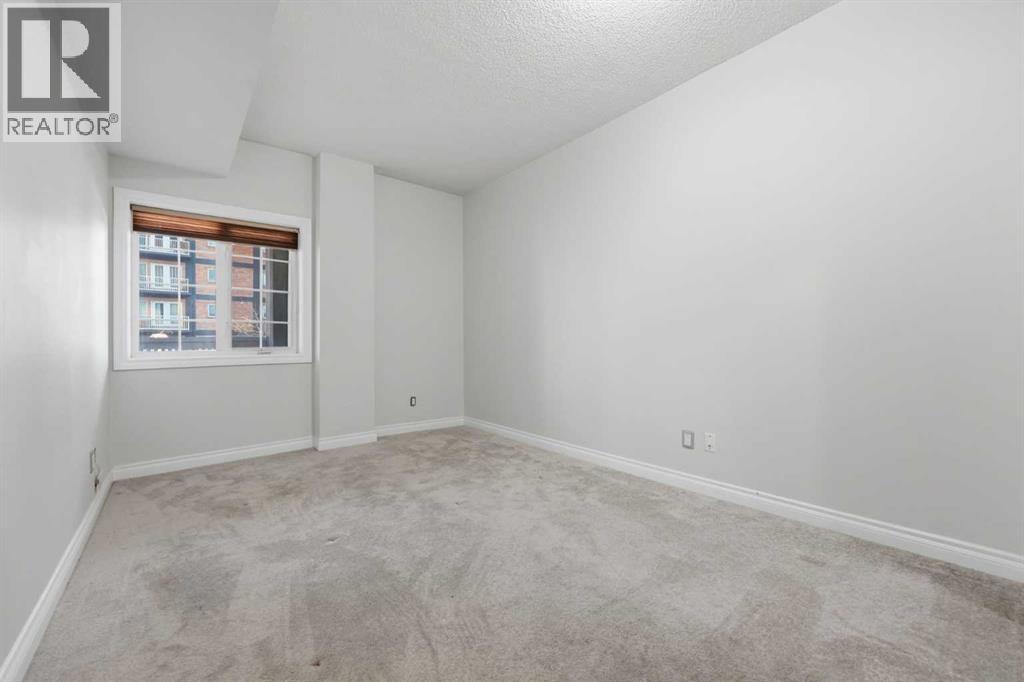 #402 820 15 Avenue SW - 18
