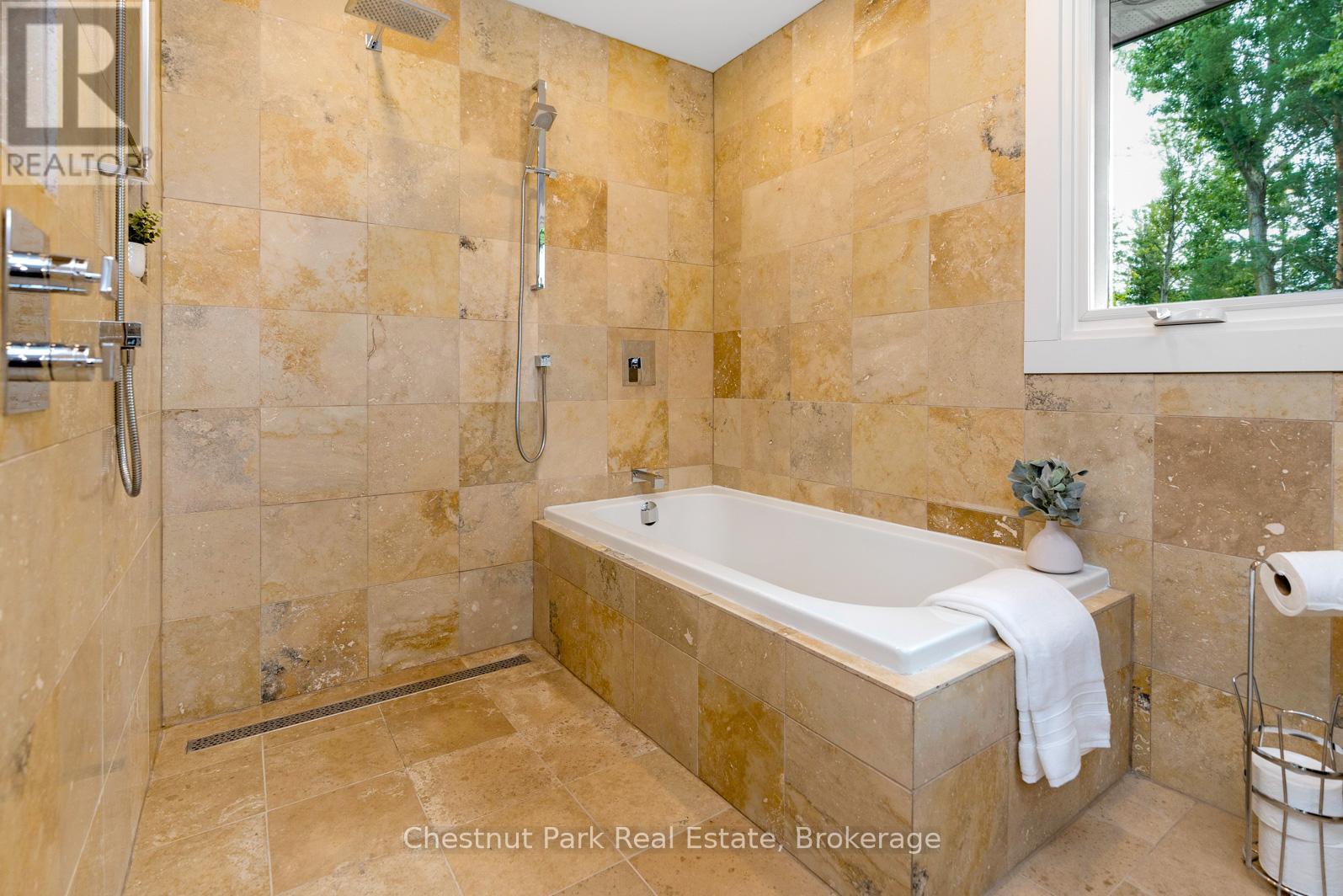 2890 NOTTAWASAGA CONC 10 N - 23
