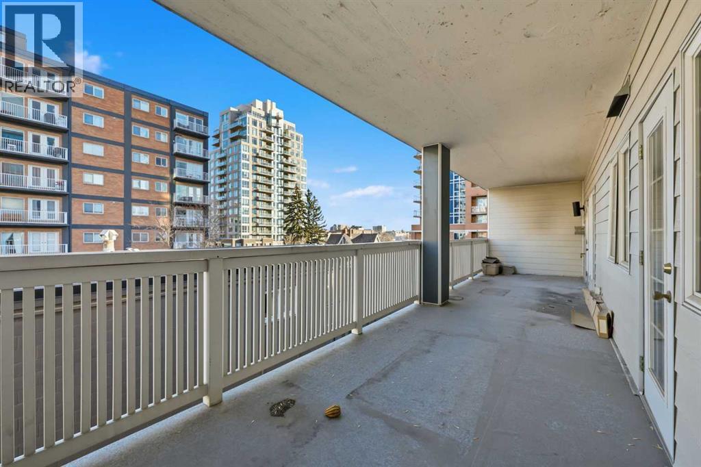 #402 820 15 Avenue SW - 24