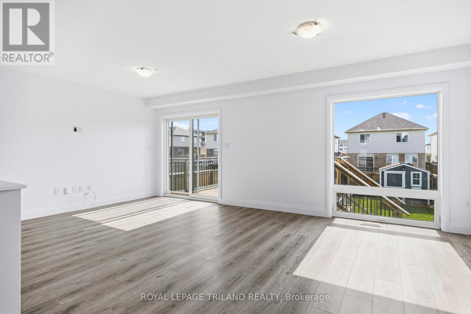 1994 FOXRIDGE CRESCENT - 8