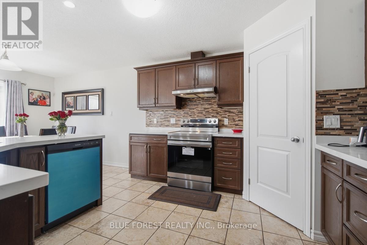 1408 DEVOS DRIVE - 15