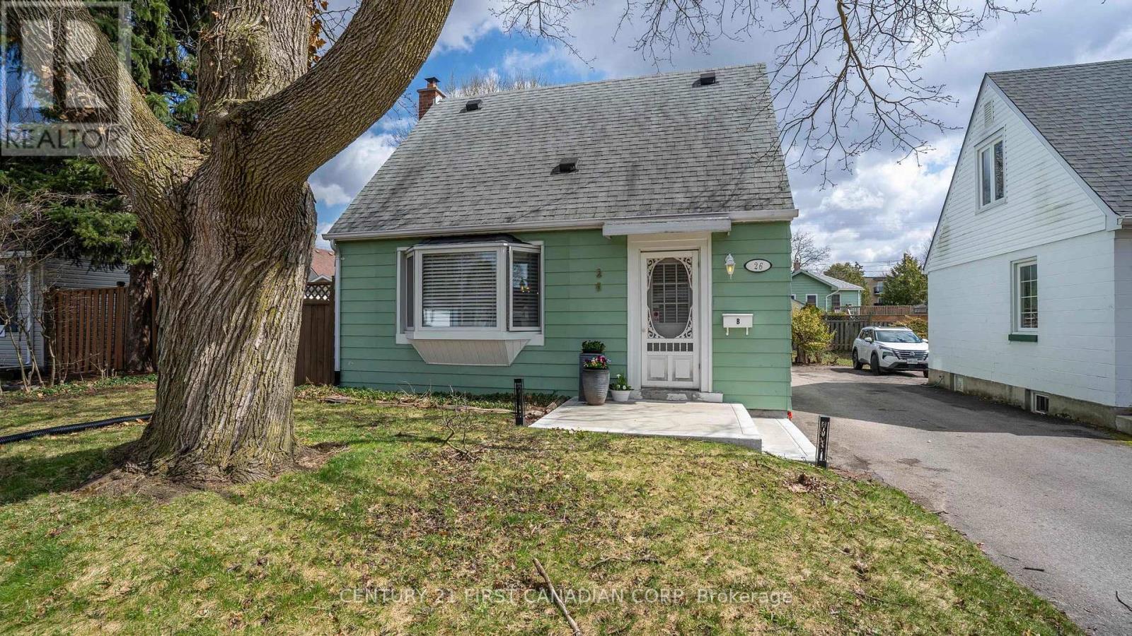 26 APELDOORN CRESCENT - 2