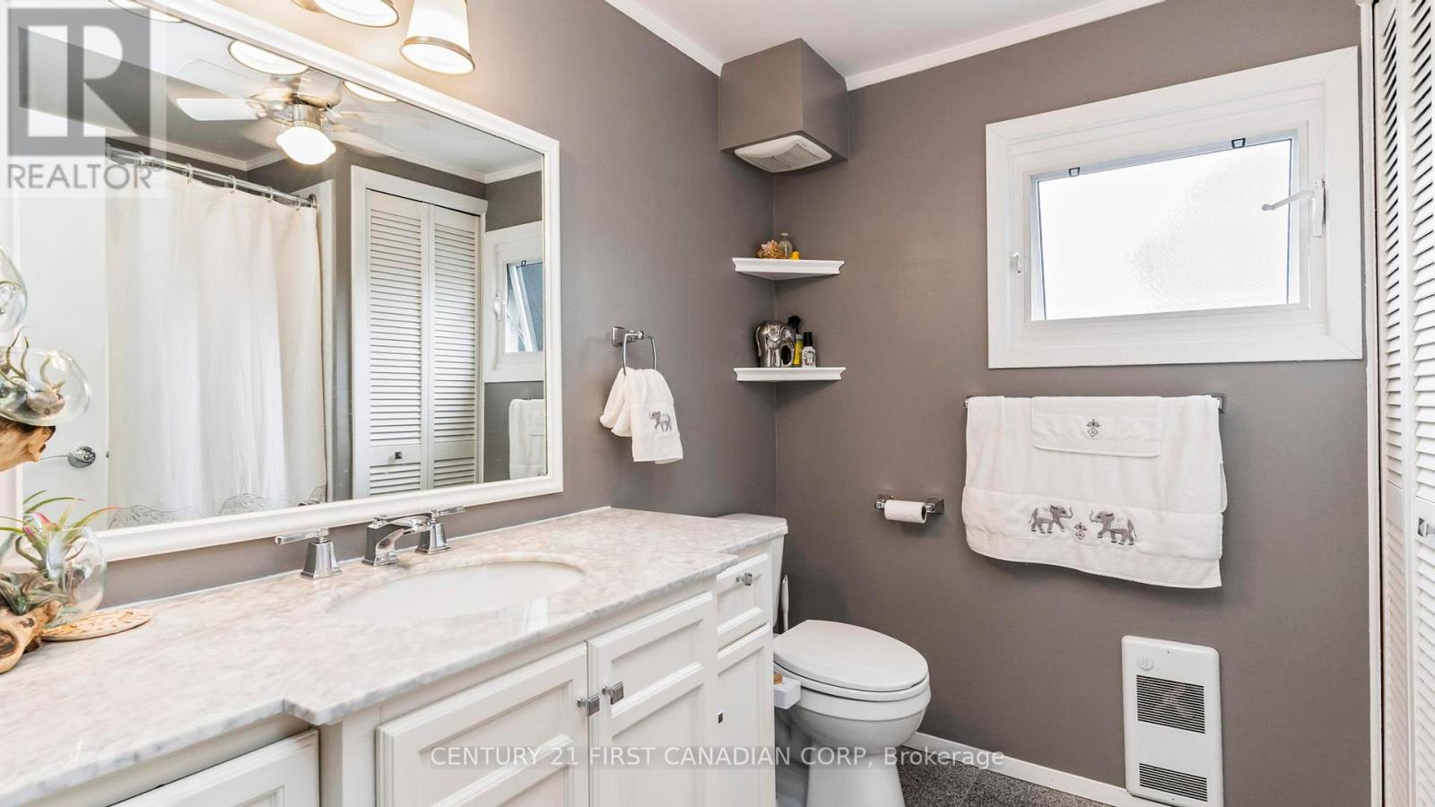 26 APELDOORN CRESCENT - 20
