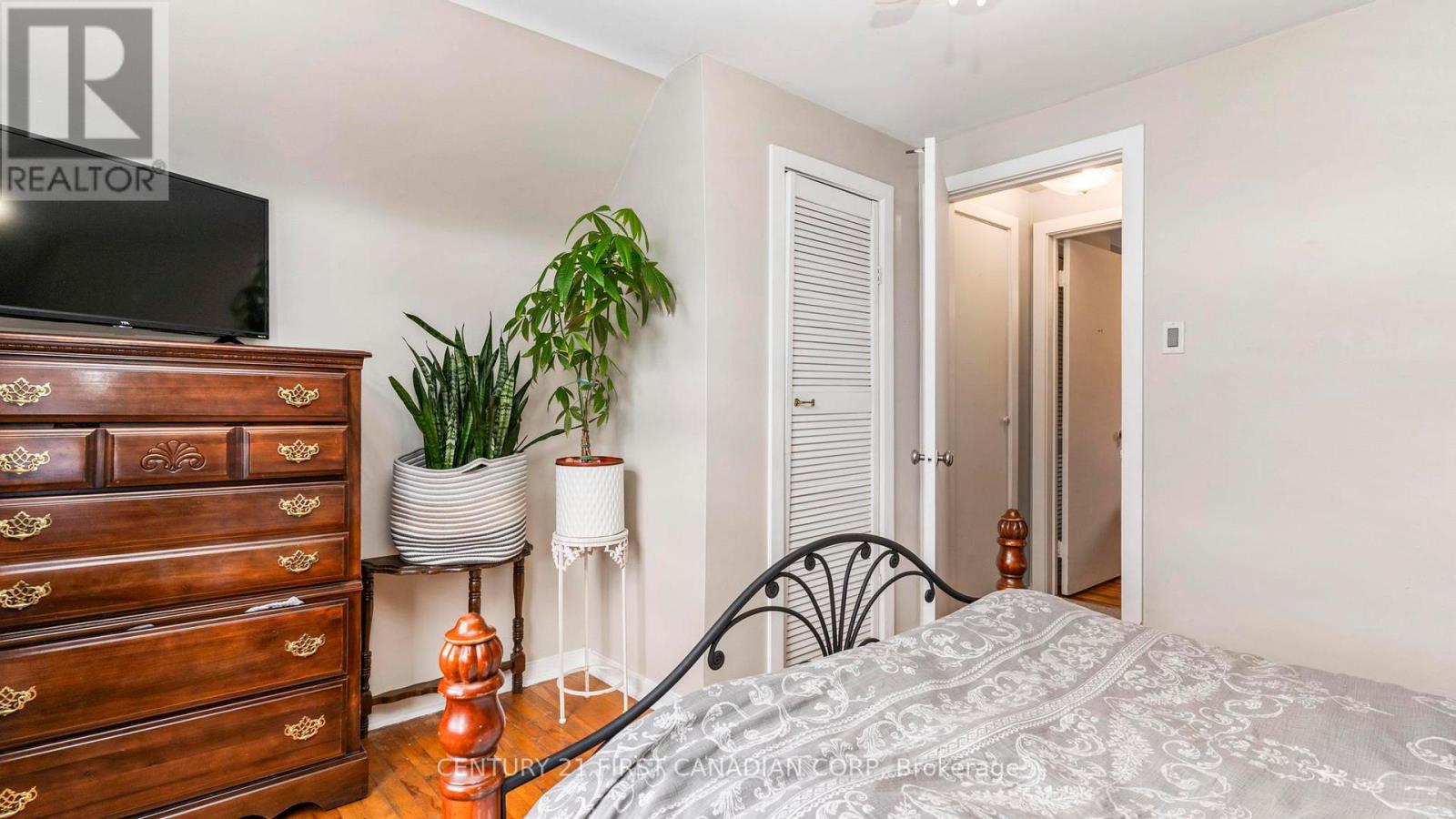 26 APELDOORN CRESCENT - 23